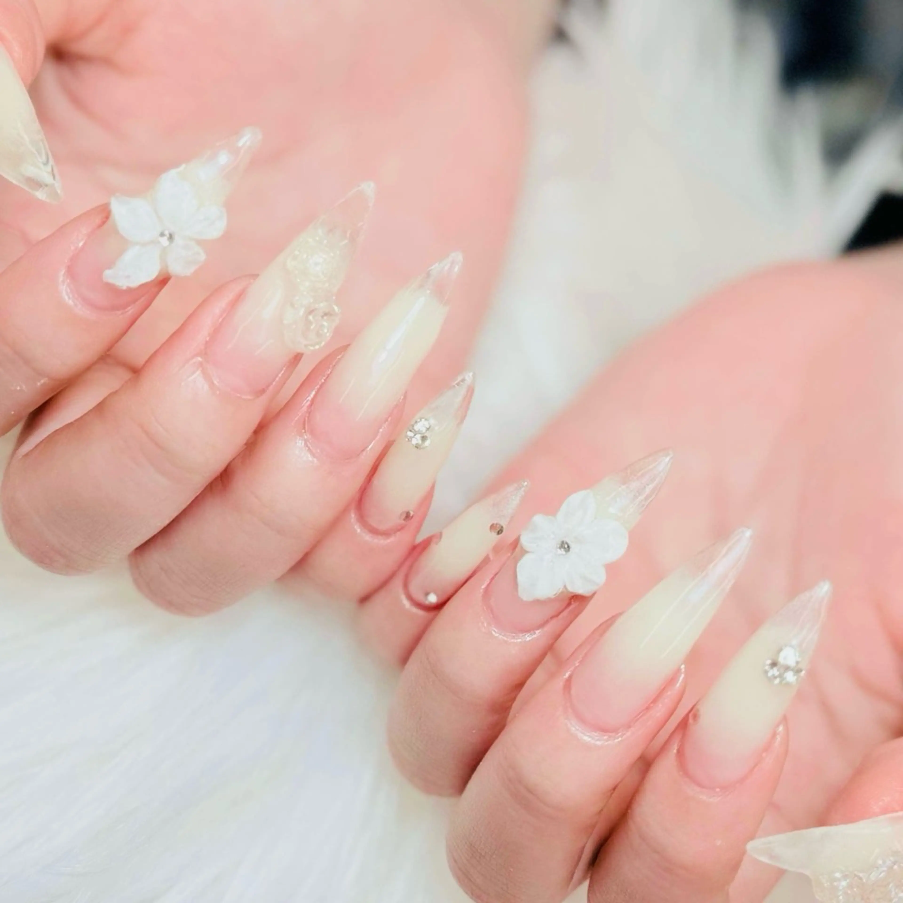 ネイル チークネイル 長さ出し フラッシュネイル フレンチネイル グラデーション ハンドネイル AN NAIL SALONのネイルデザイン