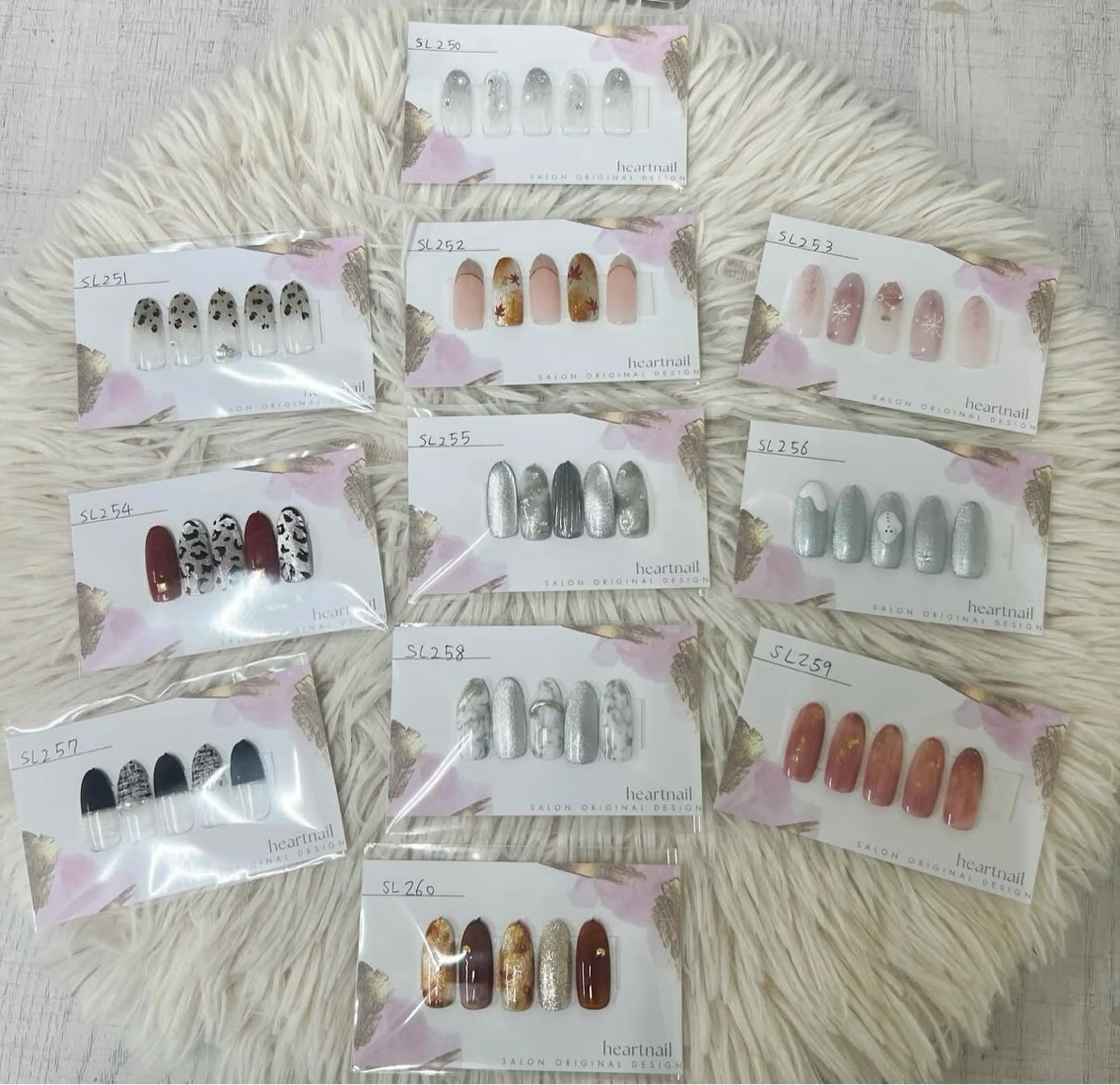 ネイル ハンドネイル F Aishaのネイルデザイン