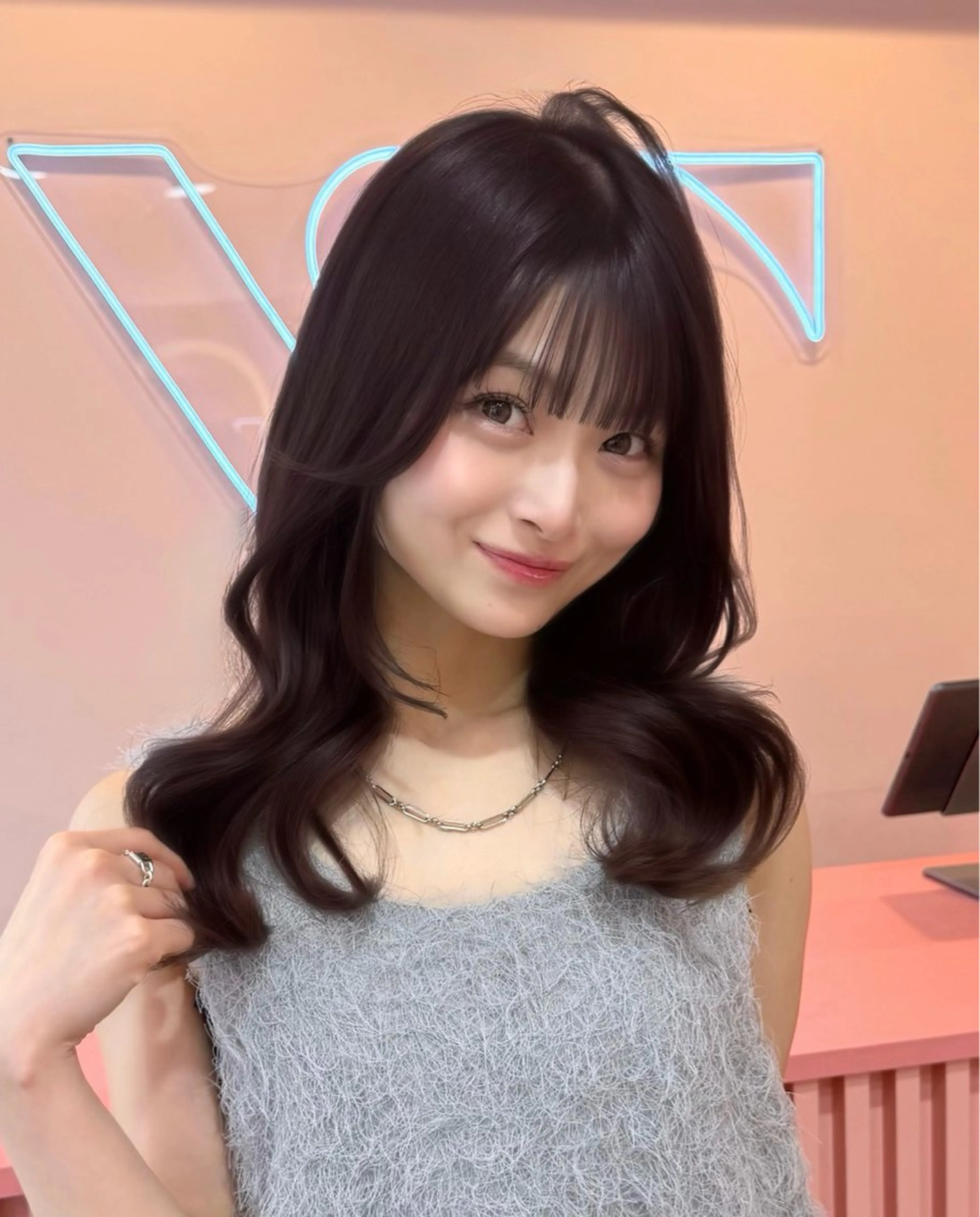 セミロング カラー ベージュカラー ブリーチ ブラウンカラー チョコレートブラウン 透明感カラー カット ヘアカラー トリートメント 渋谷/韓国ヘア/ 顔まわり♡Ayakaのヘアスタイル