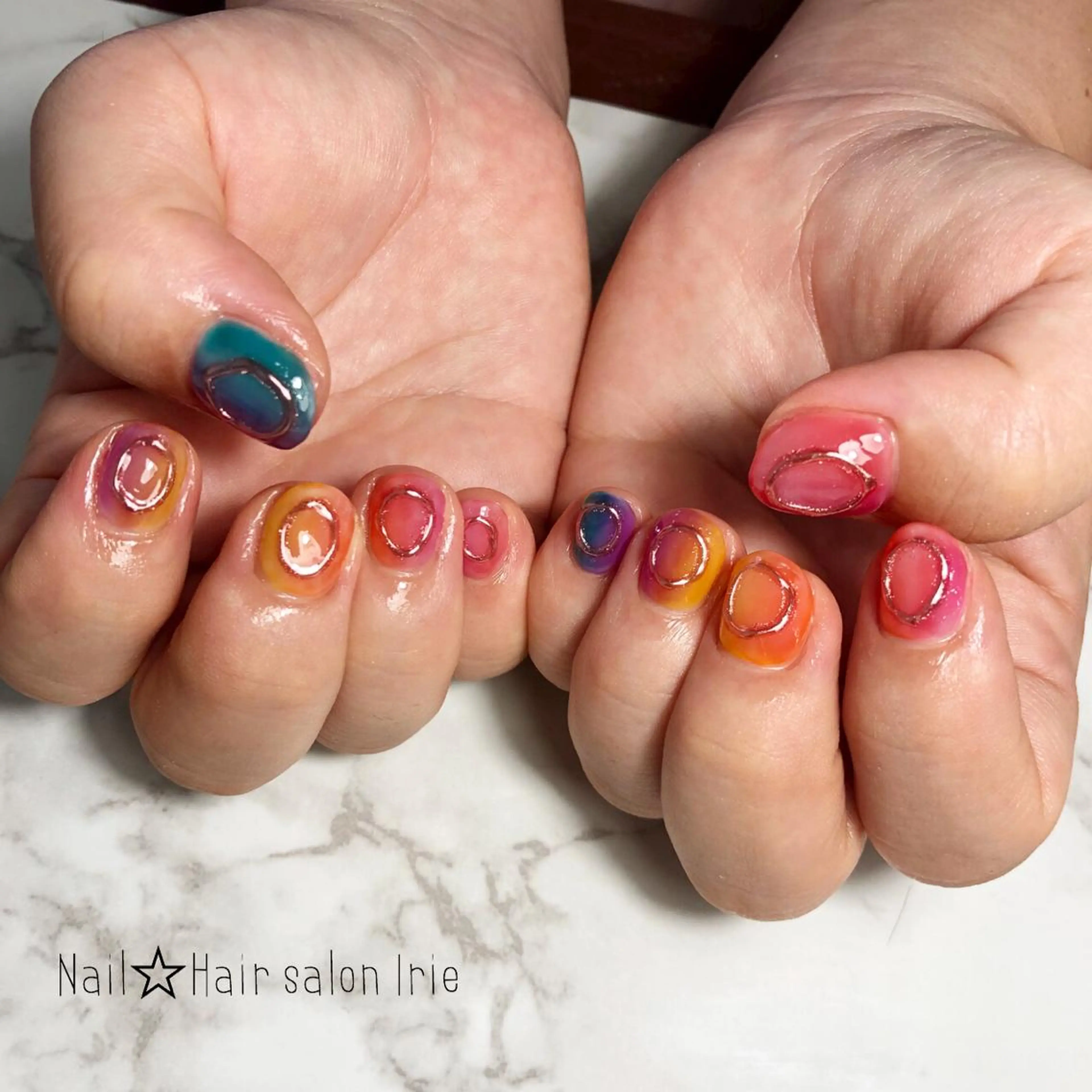ネイル Hair salon Irie所属・與儀 知佳のネイルデザイン