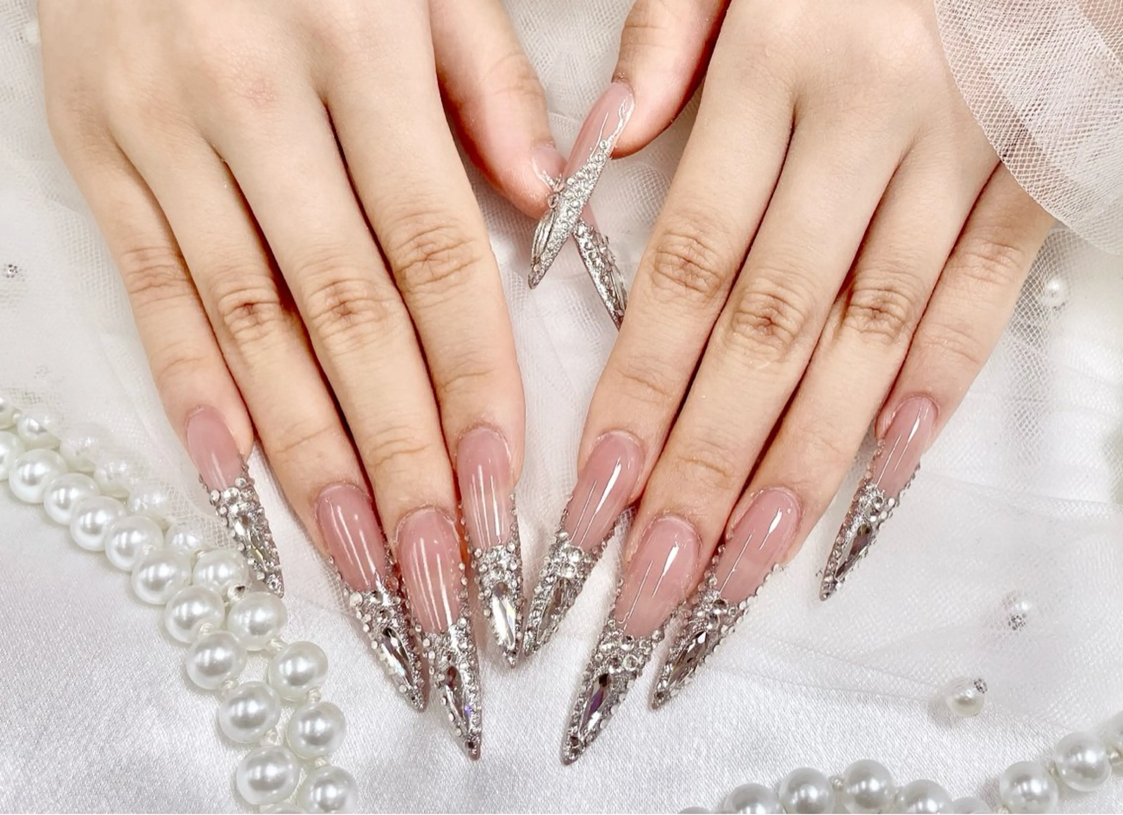 ネイル チョウ チョウのネイルデザイン