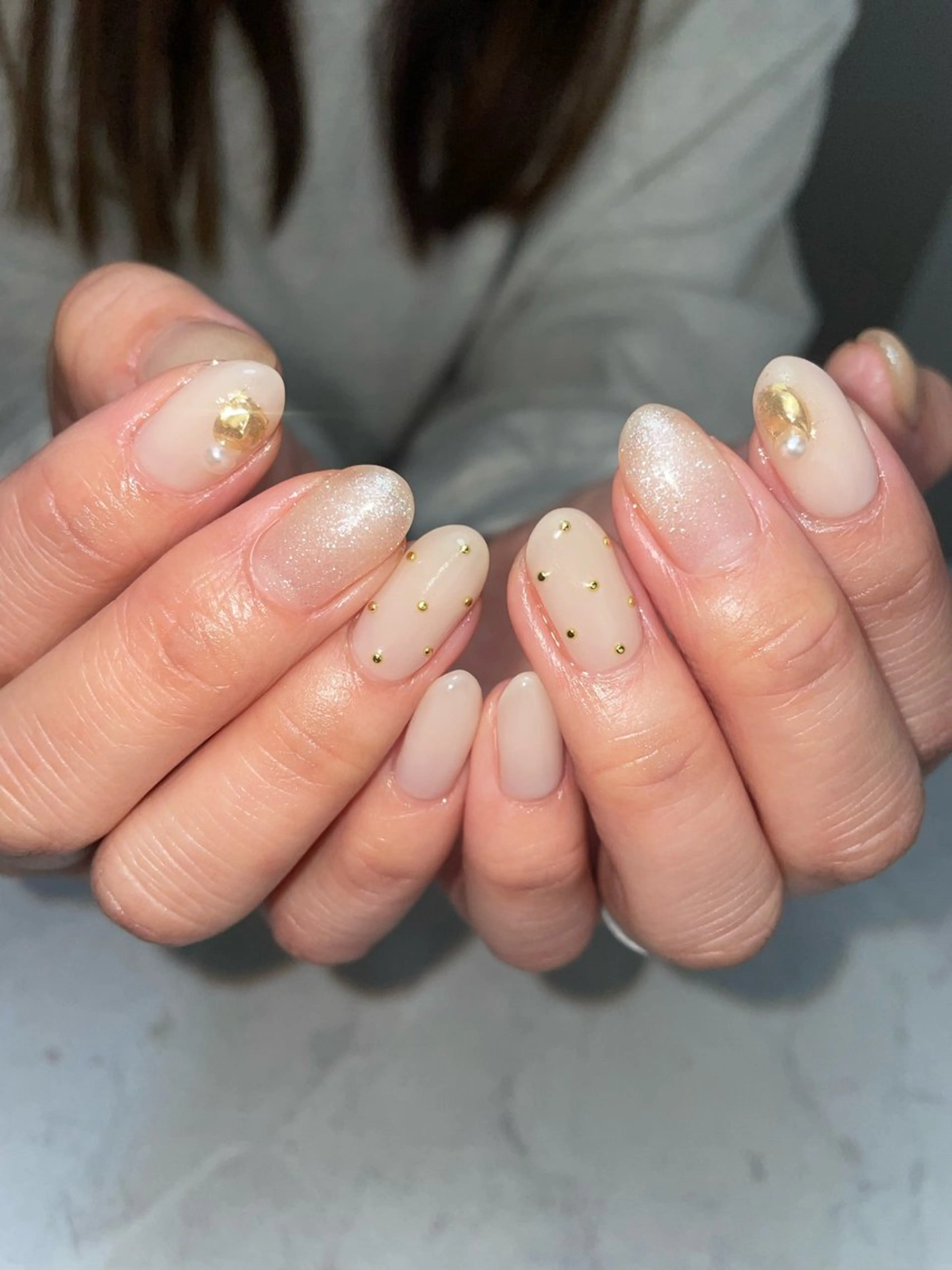 ネイル ドット キラキラネイル ミラーネイル ニュアンスネイル miinail miyuuのネイルデザイン