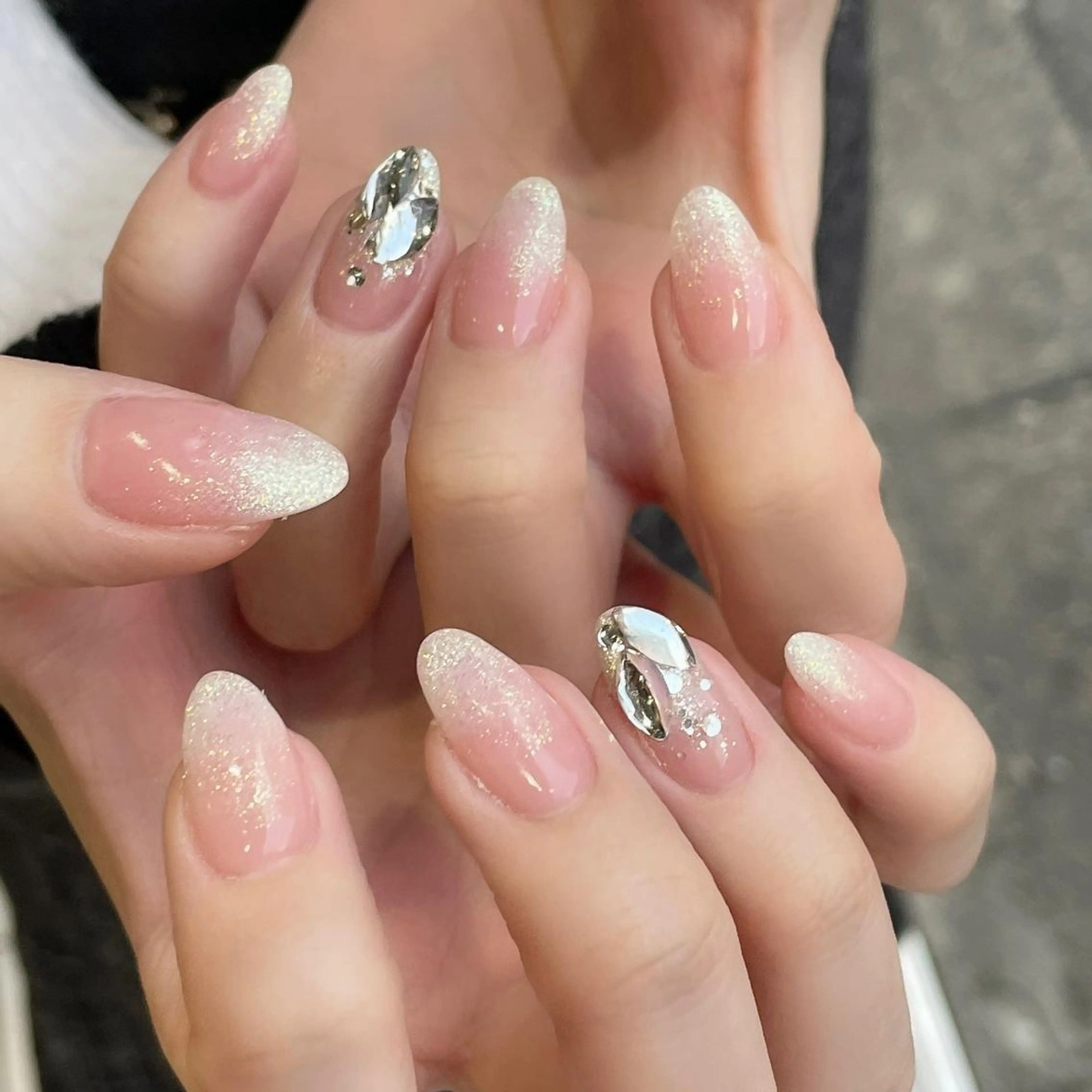 ネイル ハンドネイル Nest 三田のマツエク・マツパデザイン