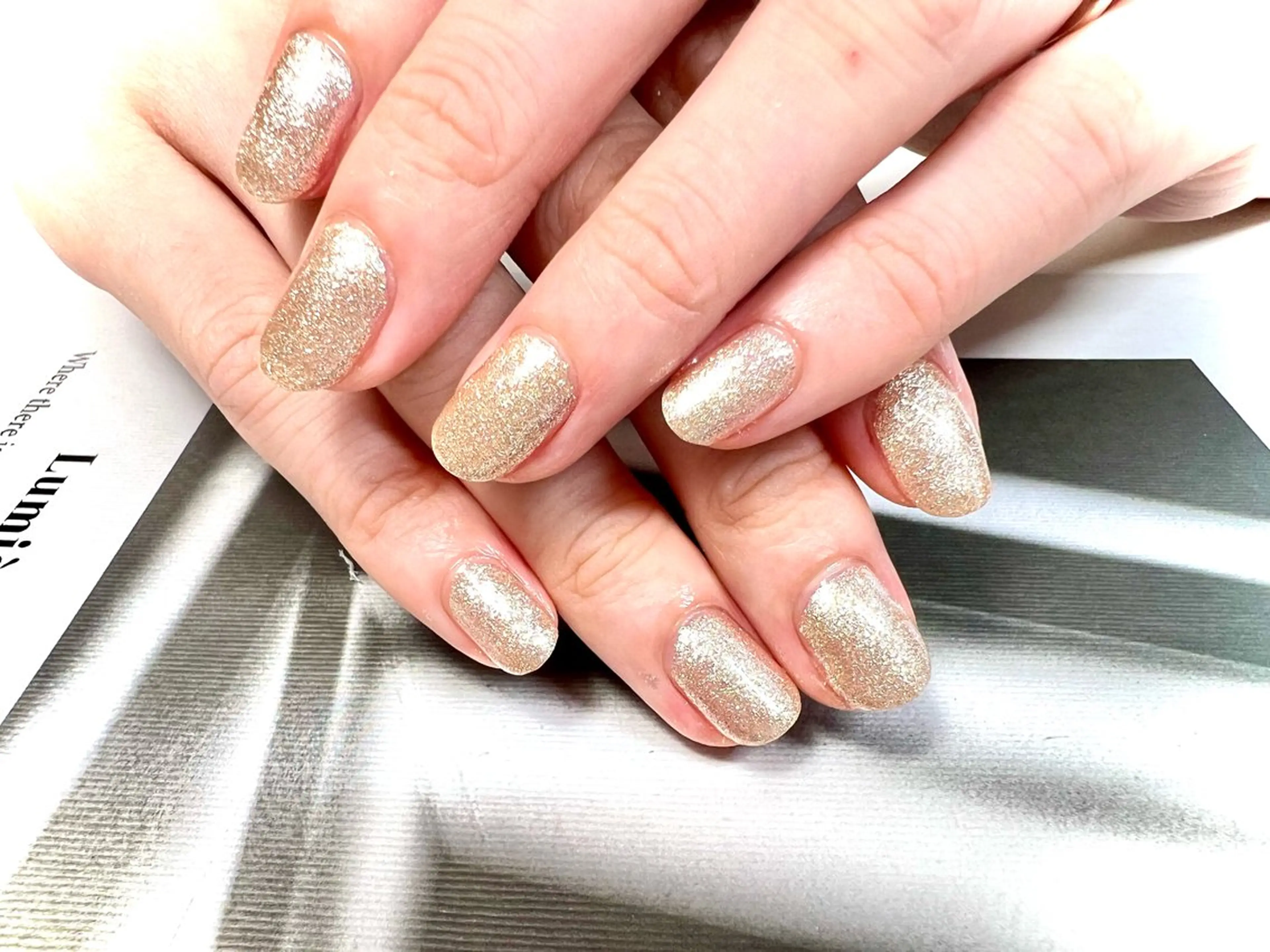 ネイル ラメ(グリッター) 加藤 恵のネイルデザイン