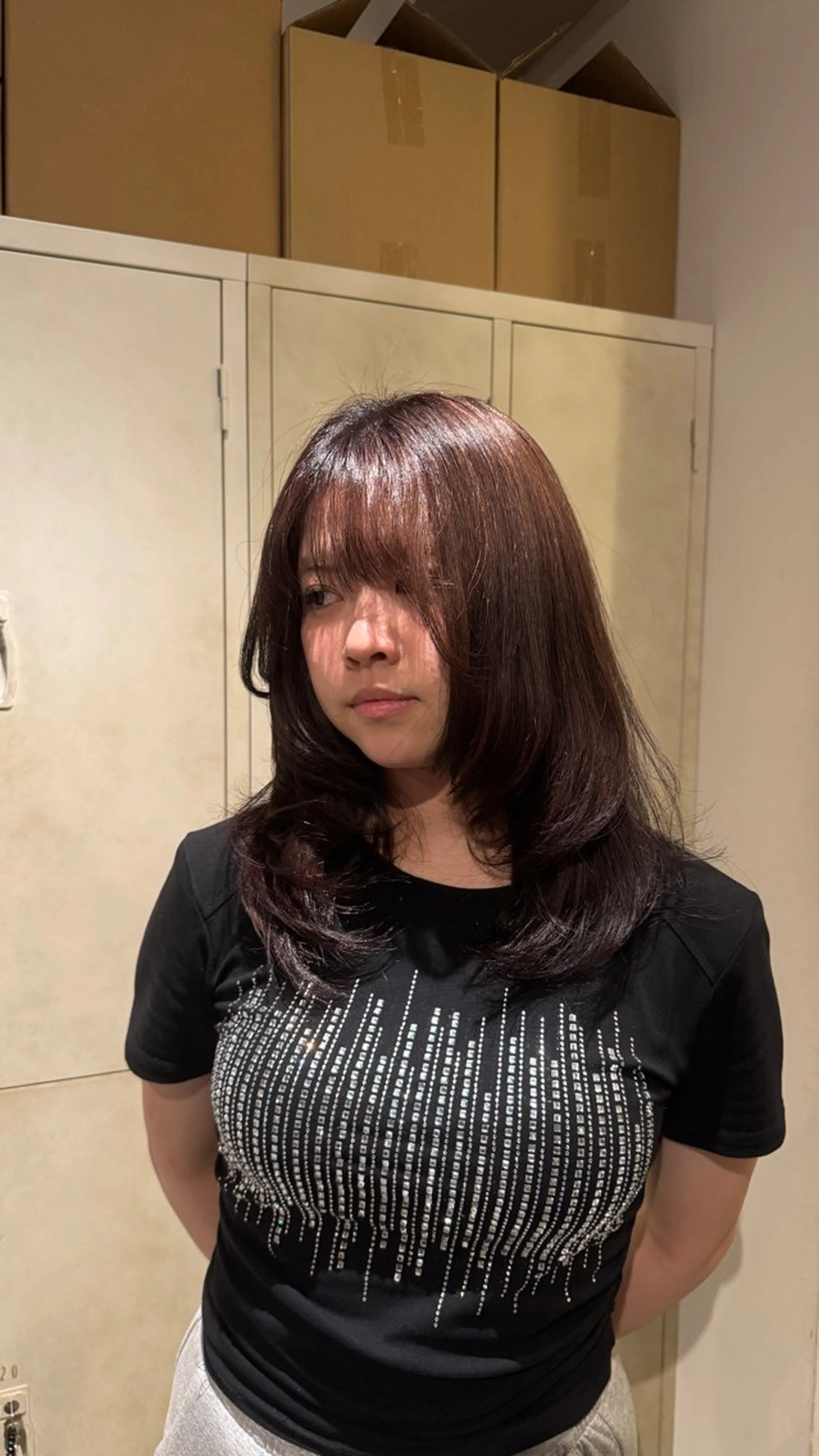 ミディアム カット みく💖レイヤー／海 外ヘア🇺🇸❤️のヘアスタイル