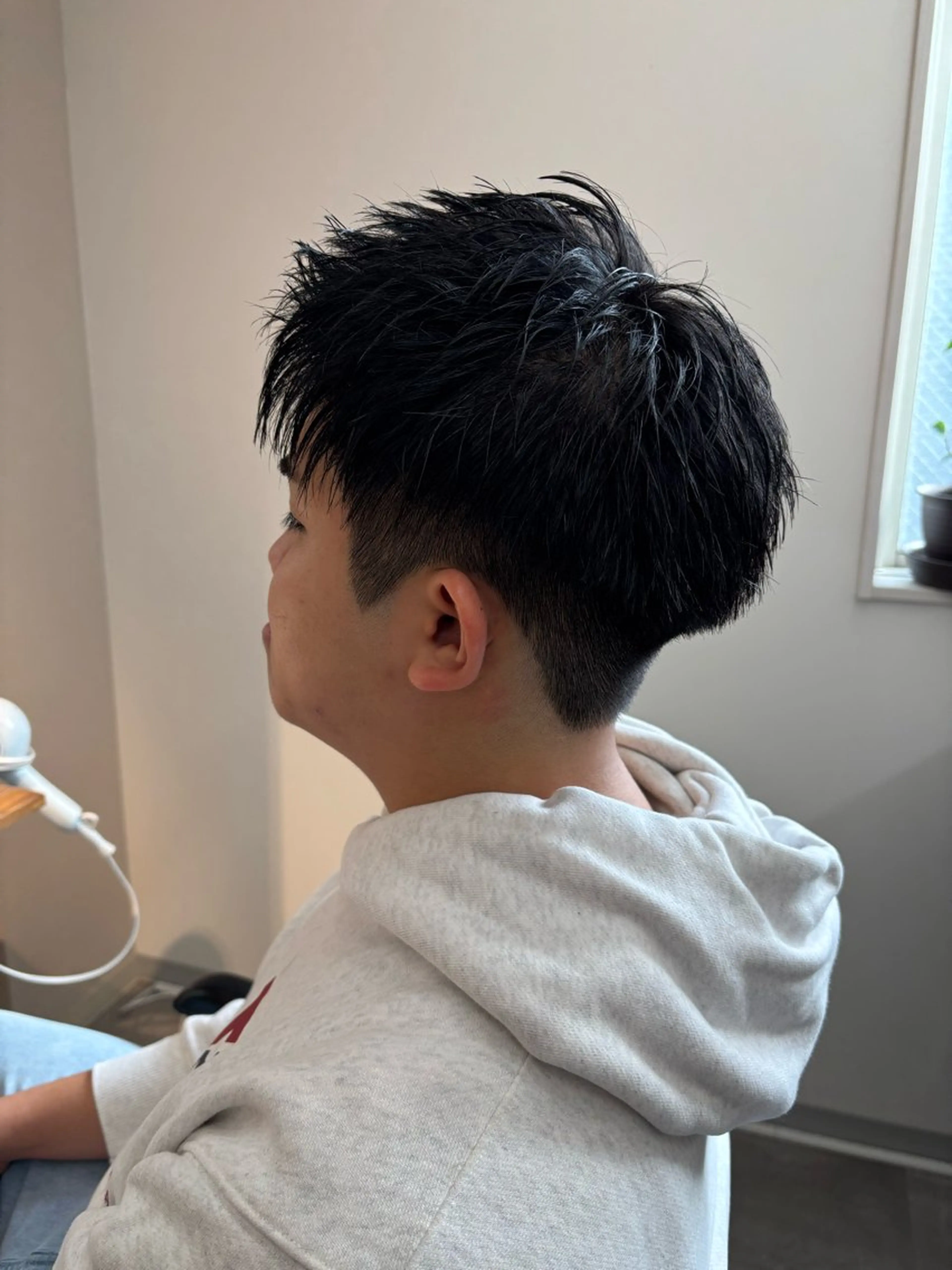 メンズ アップバング ビジネス ツーブロック カット 保立/フェザーパーマ /メンズカット千葉のヘアスタイル