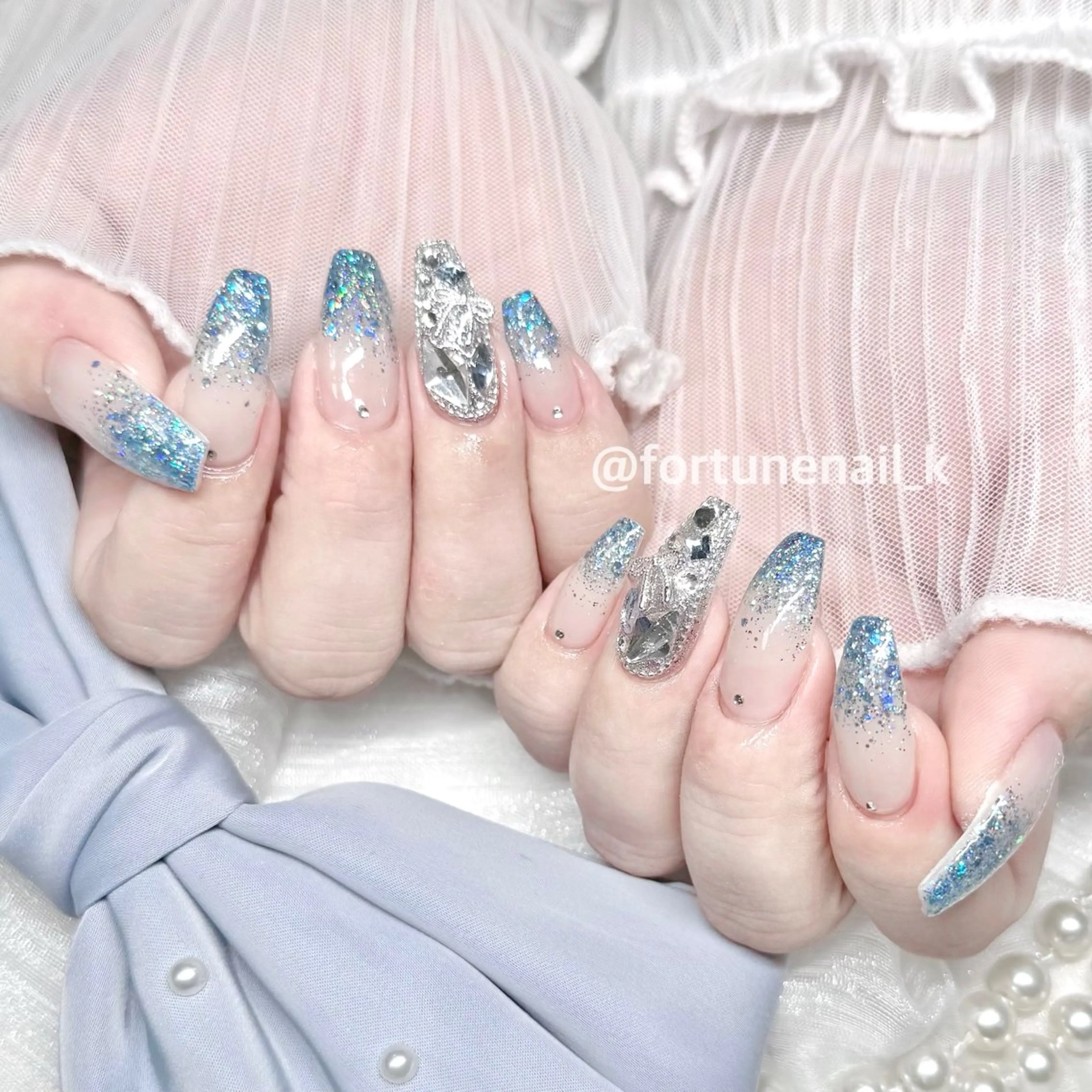 ネイル ハンドネイル 🤍kanane 🤍のネイルデザイン