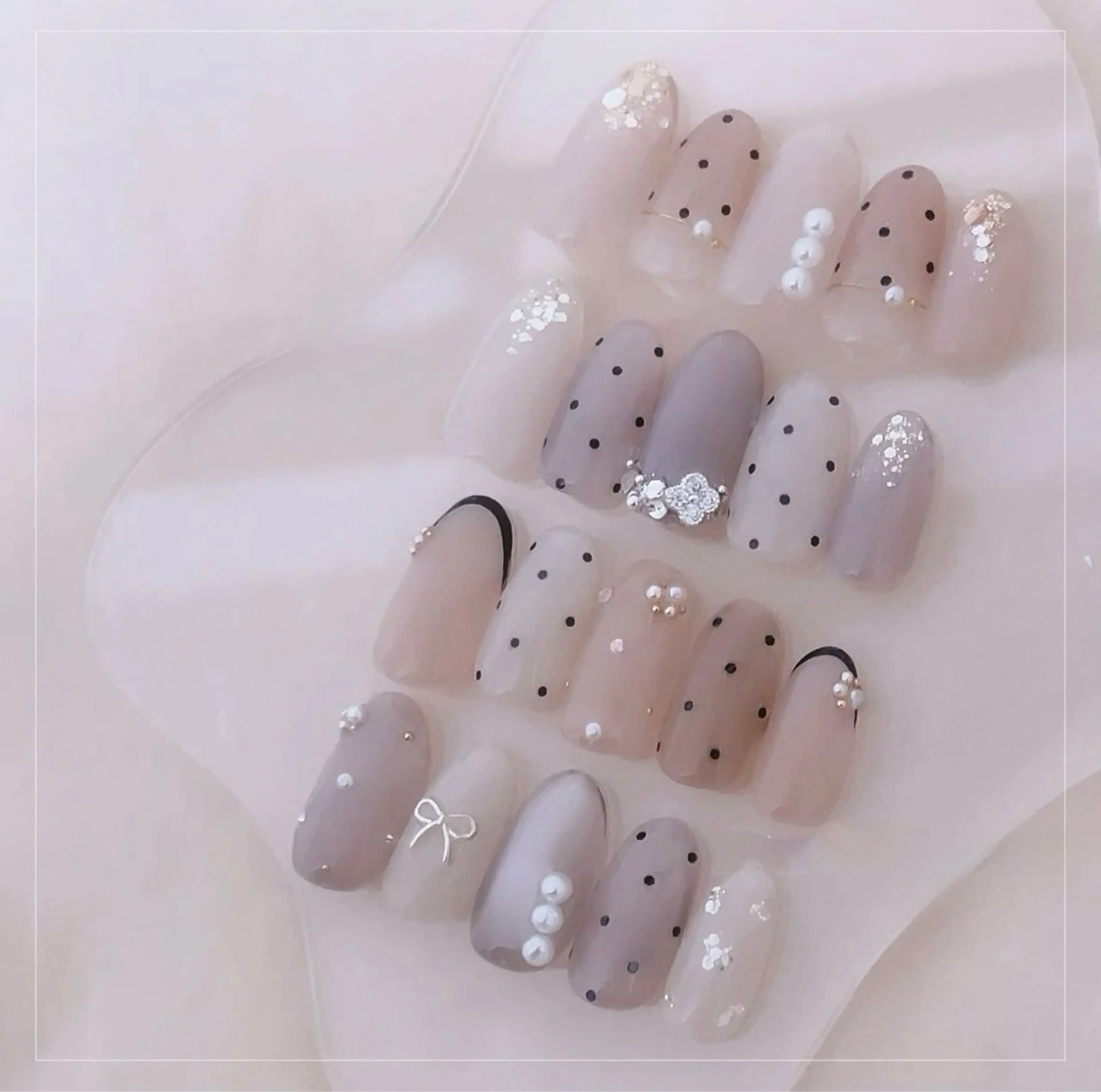 ネイル ハンドネイル H&B アオリのネイルデザイン