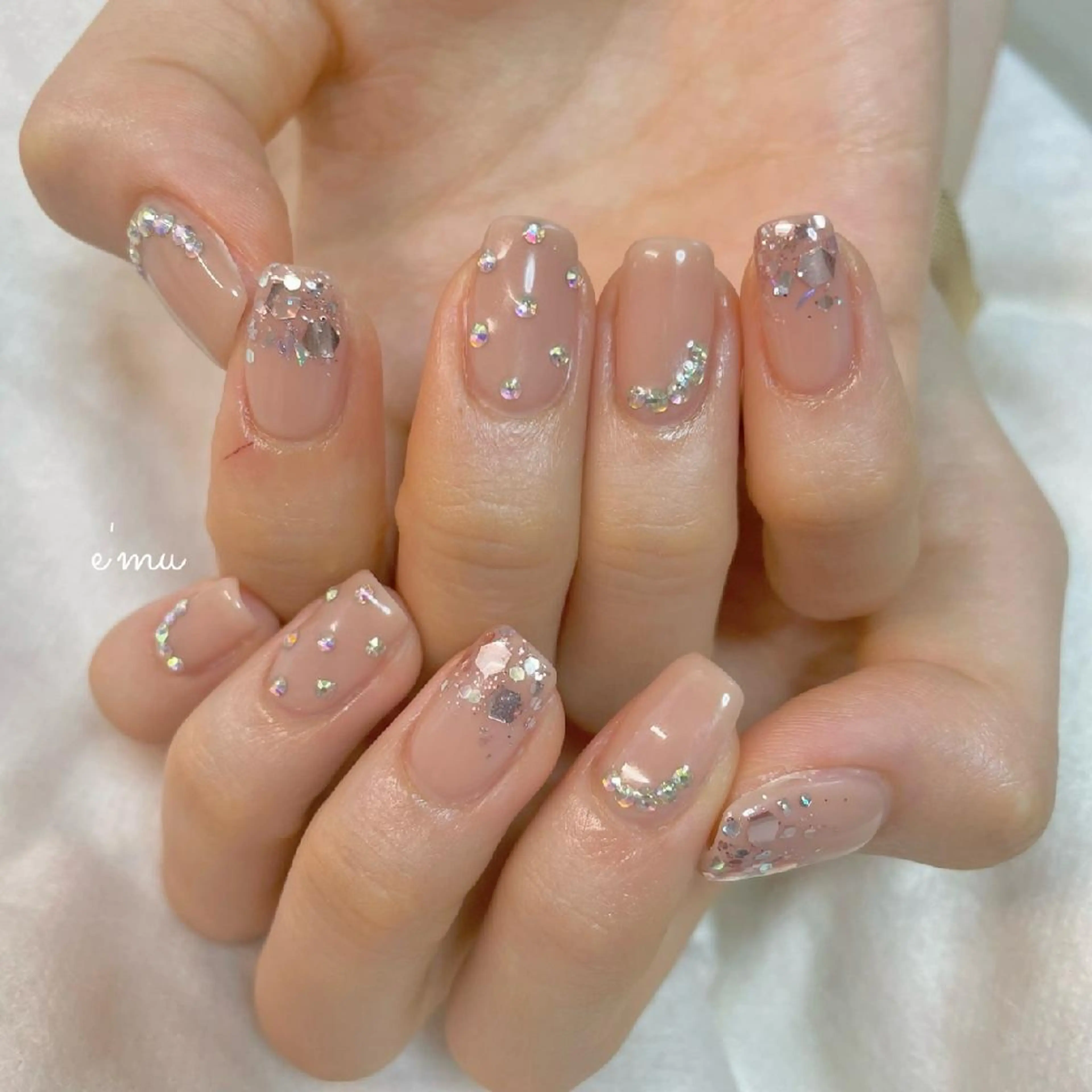 ネイル キラキラネイル 韓国ネイル nail salon e'mu💐のネイルデザイン