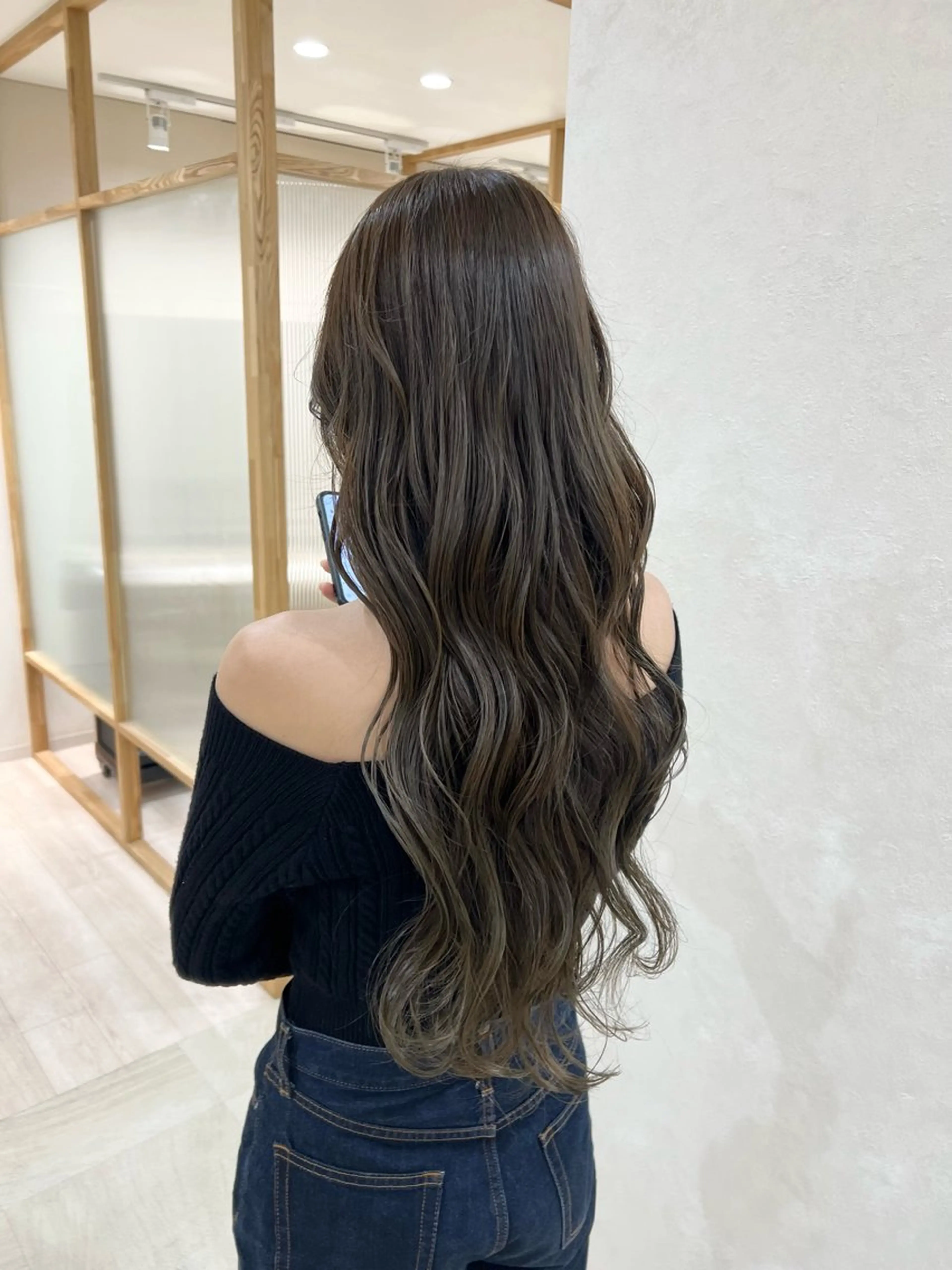 ロング カラー アッシュ アッシュブラウン ブラウンカラー 透明感カラー カット ヘアカラー トリートメント ✨🌿大人可愛い愛さ れhair🌿✨松本のヘアスタイル