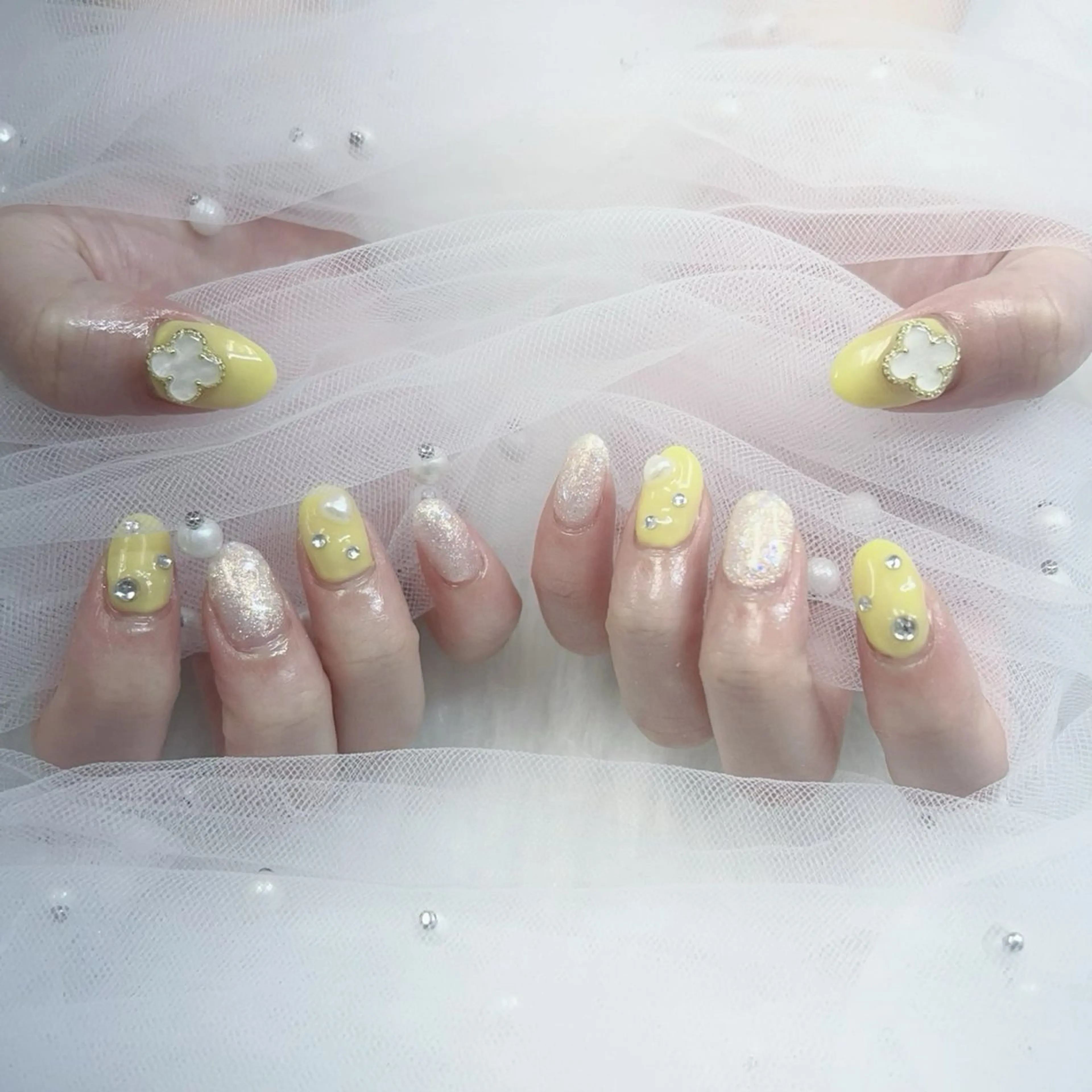 ネイル パーツ全部¥110 サロンミミのネイルデザイン