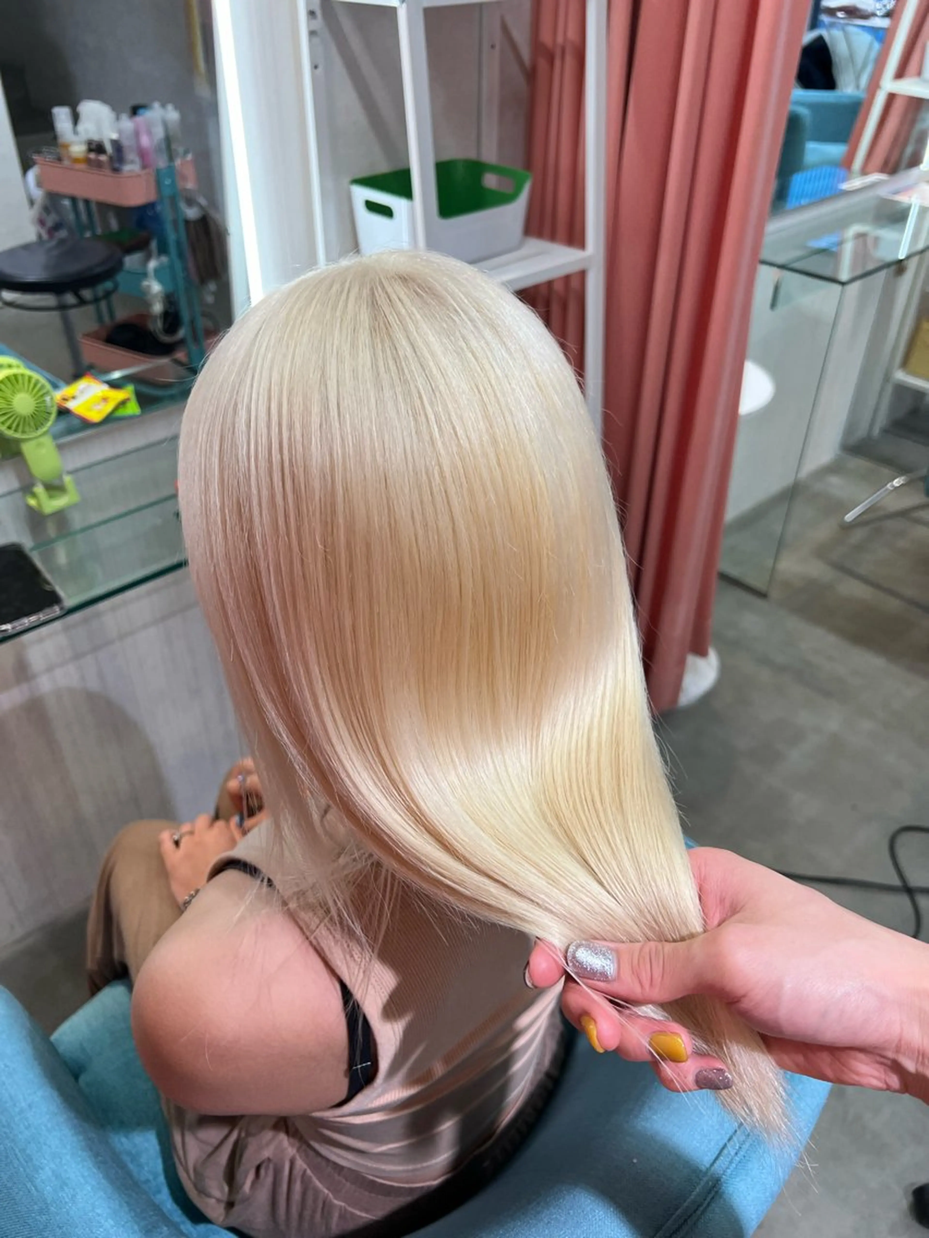 ⭐️【ブリーチクーポン】⭐️抜きっぱなしブリーチリタッチ✨の写真