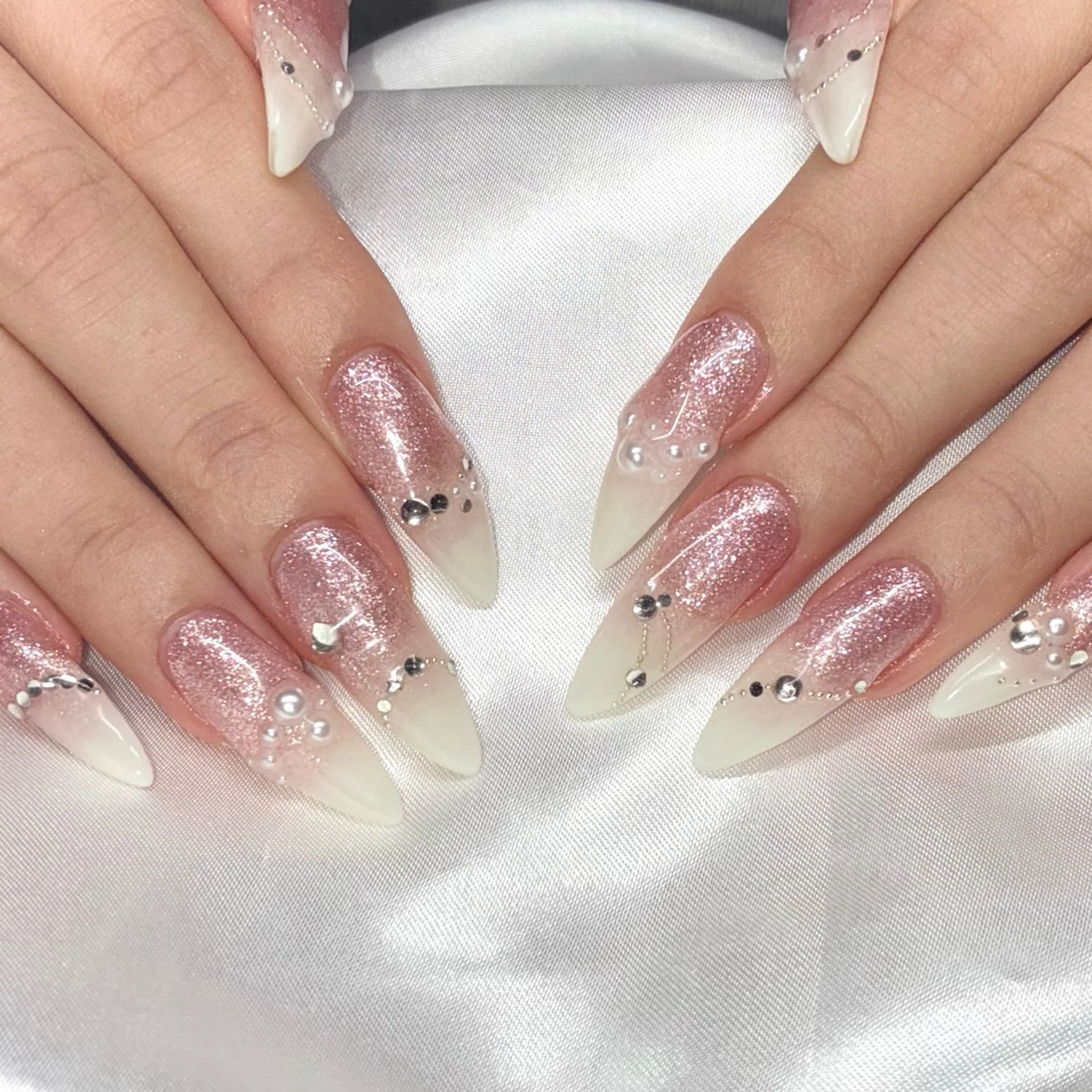ネイル ハンドネイル Nail ヌシん家 AKANEのネイルデザイン