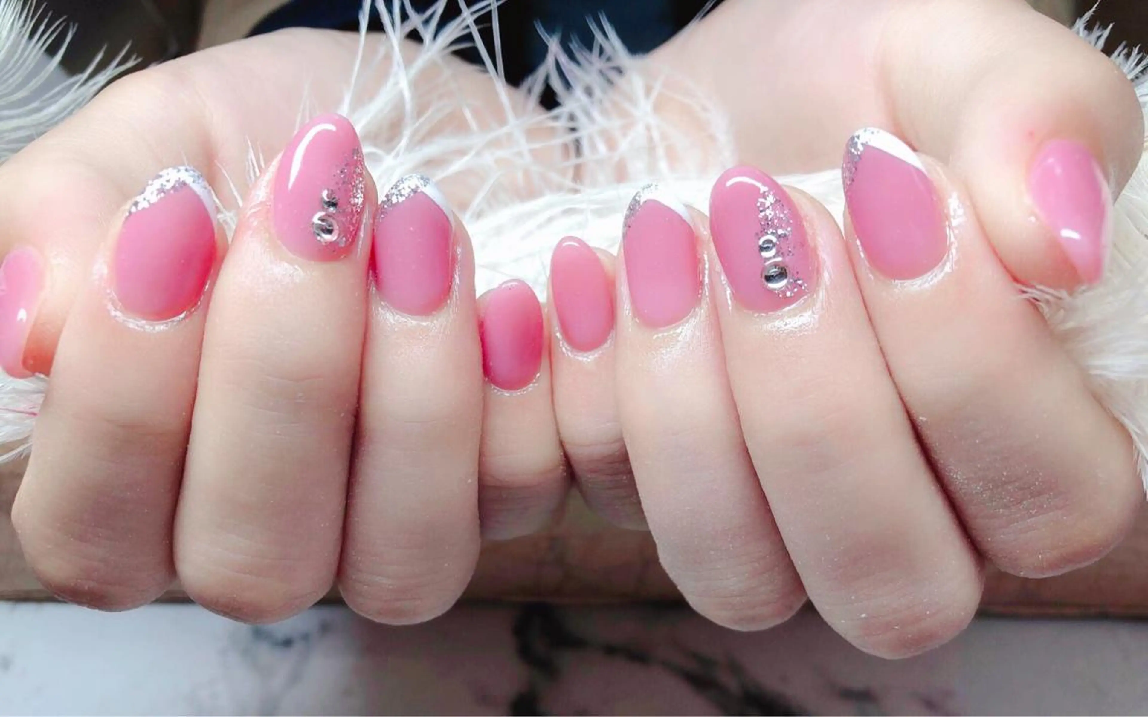 ネイル ハンドネイル マジック ミラーのネイルデザイン