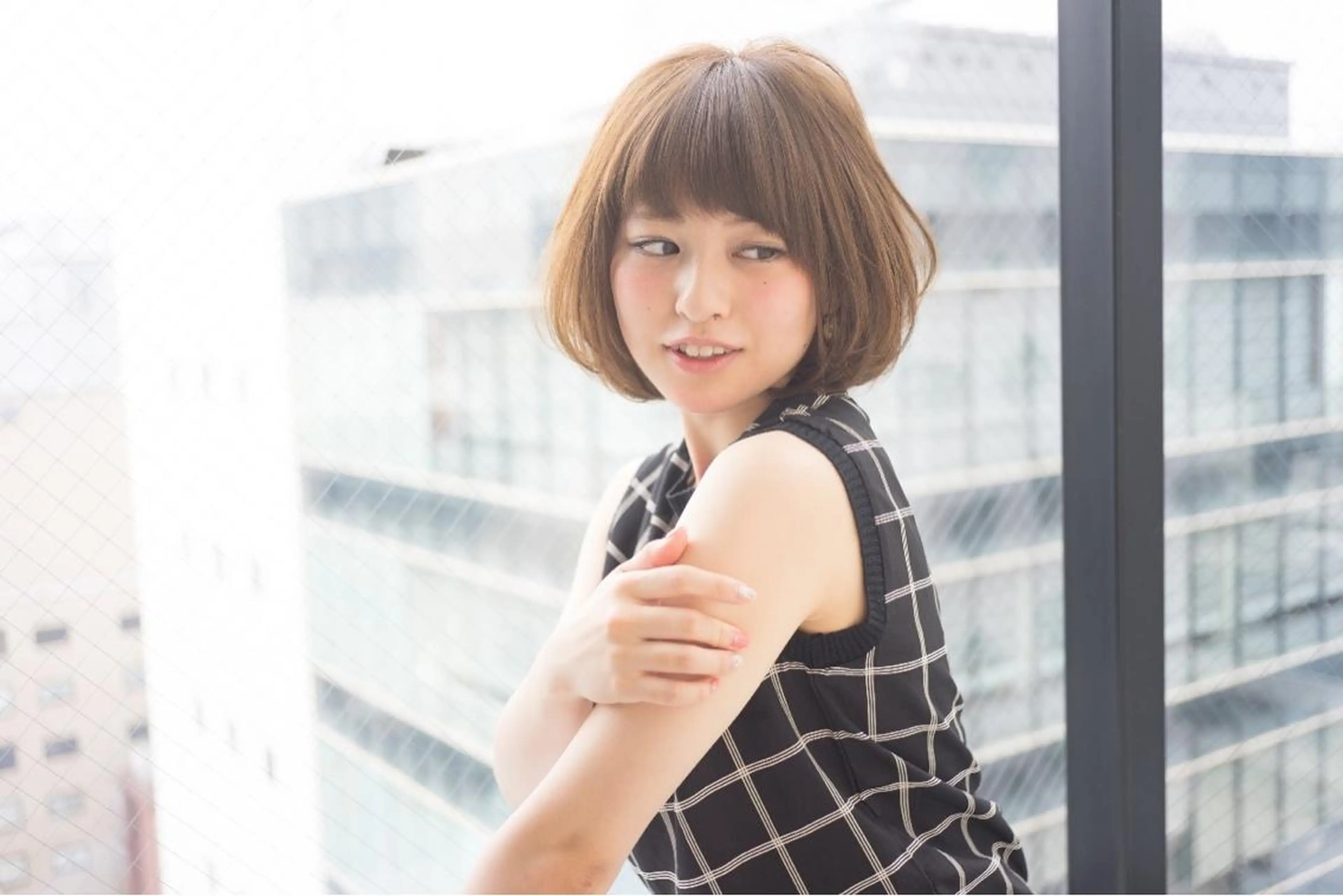 ミディアム おしゃれ染めで白髪を 染める/山口玲緒奈のヘアスタイル