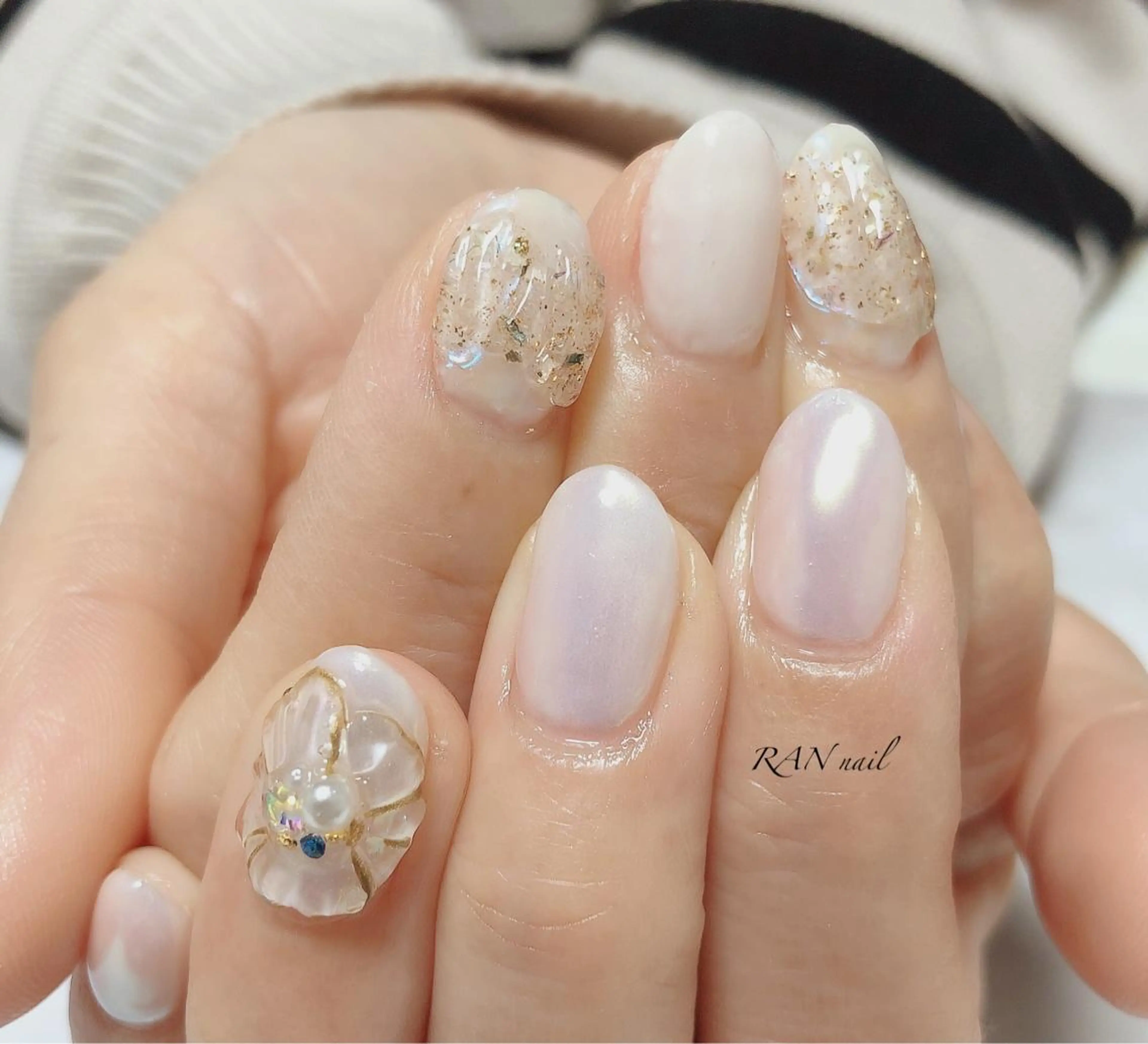 ネイル オーロラネイル フラワーネイル 卒業式 キラキラネイル ミラーネイル RAN nailのネイルデザイン