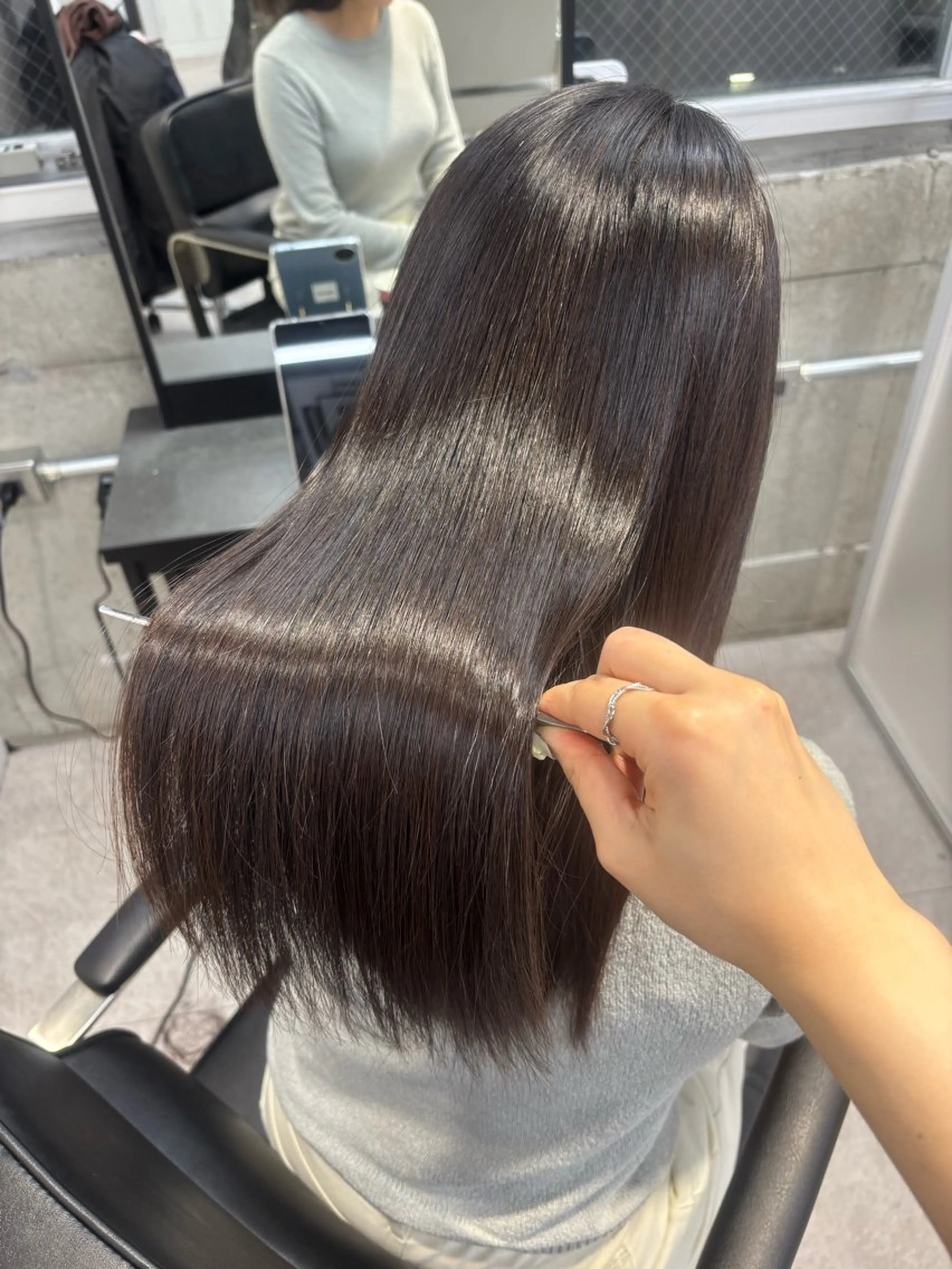 ロング カラー パーマ 髪質改善 トリートメント カット ヘアカラー トリートメント ヘッドスパ ヒマワリ🌻/ ワンホン×艶髪特化のヘアスタイル