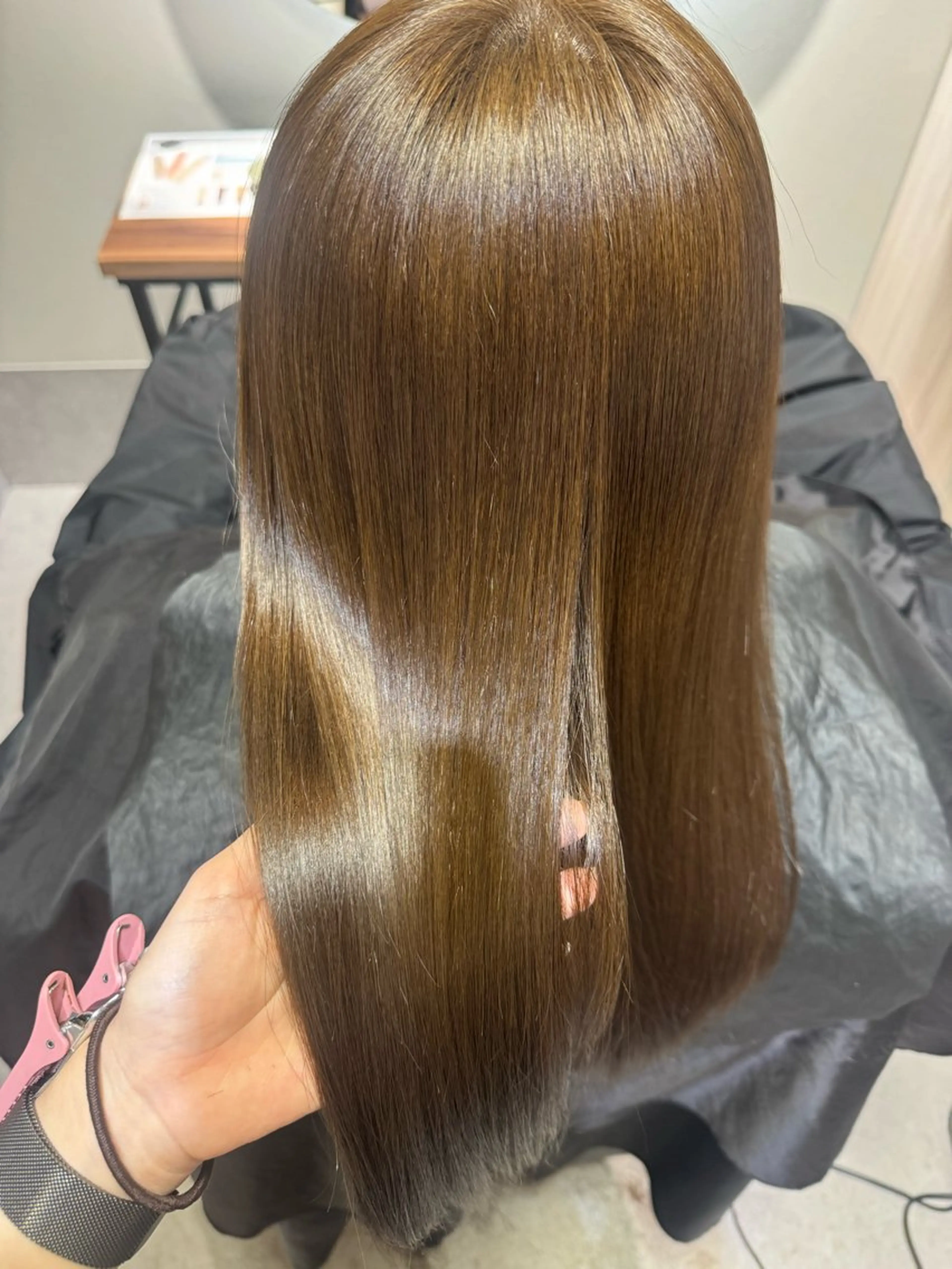 ロング 縮毛矯正 トリートメント 酸熱トリートメント カット ヘアカラー トリートメント NAVY 橋本心 縮毛矯正のヘアスタイル