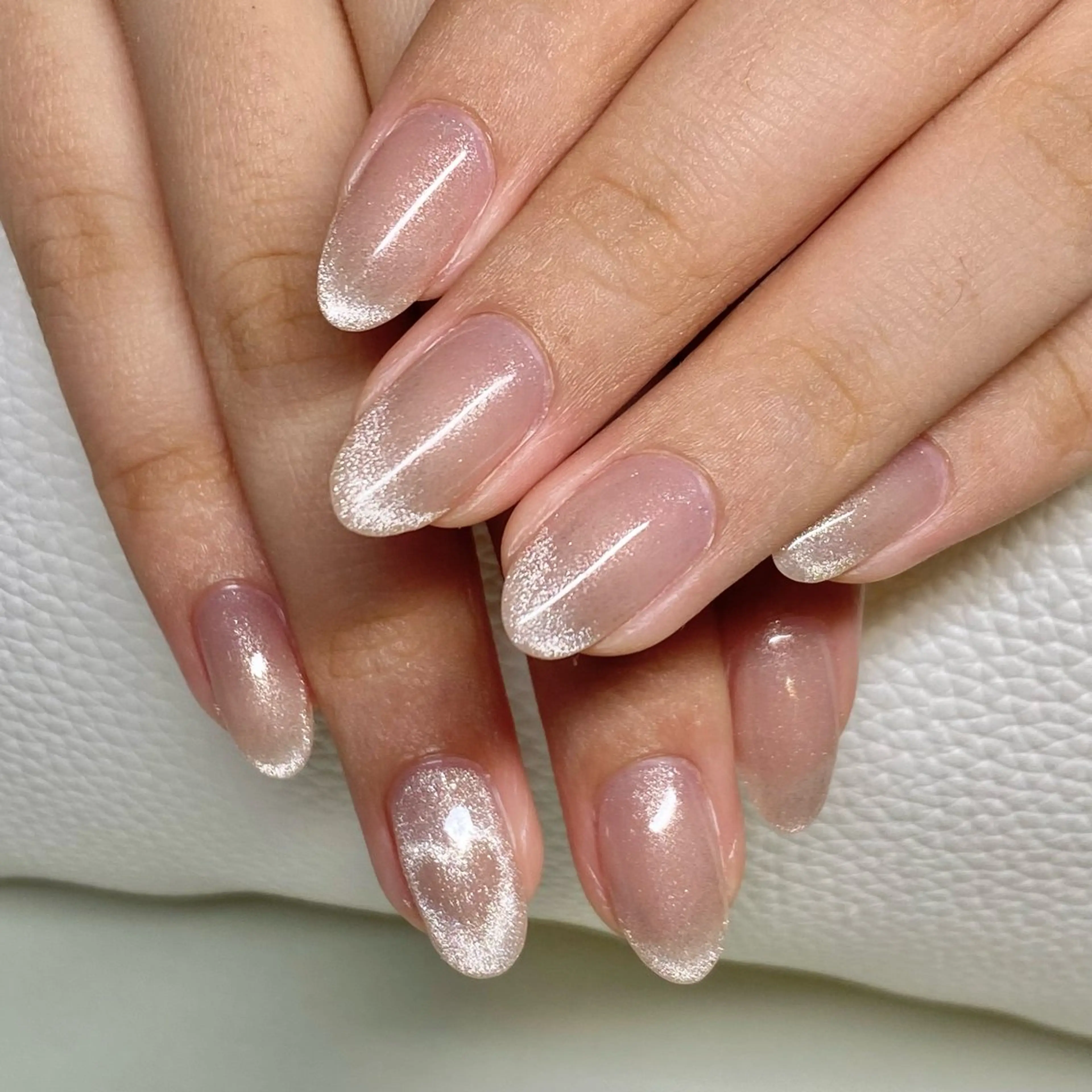 ネイル ハート マグネットネイル オフィスネイル ワンカラーネイル シンプルネイル ハンドネイル Loca.nails Kasumiのネイルデザイン