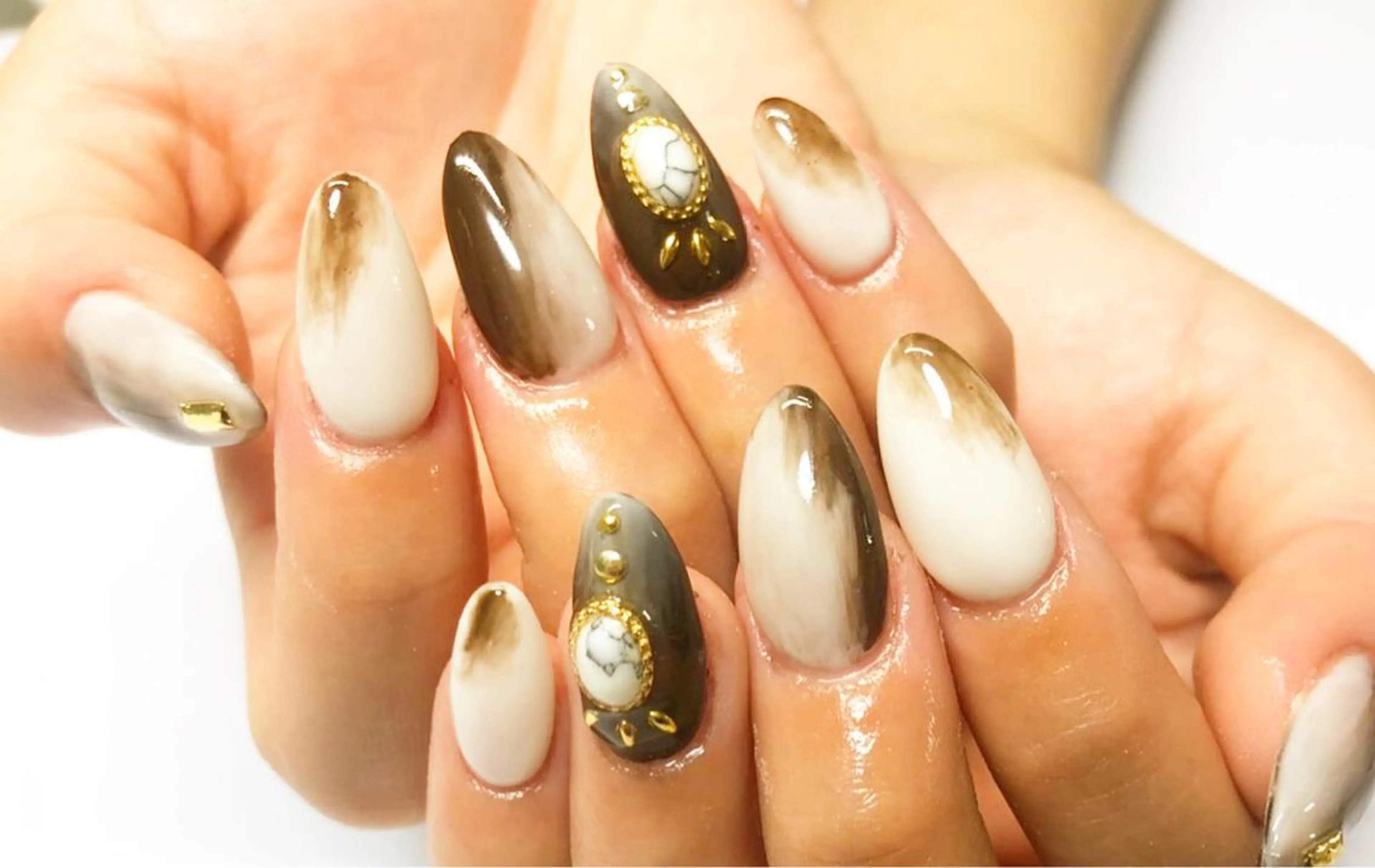 ネイル amour 川崎店のネイルデザイン