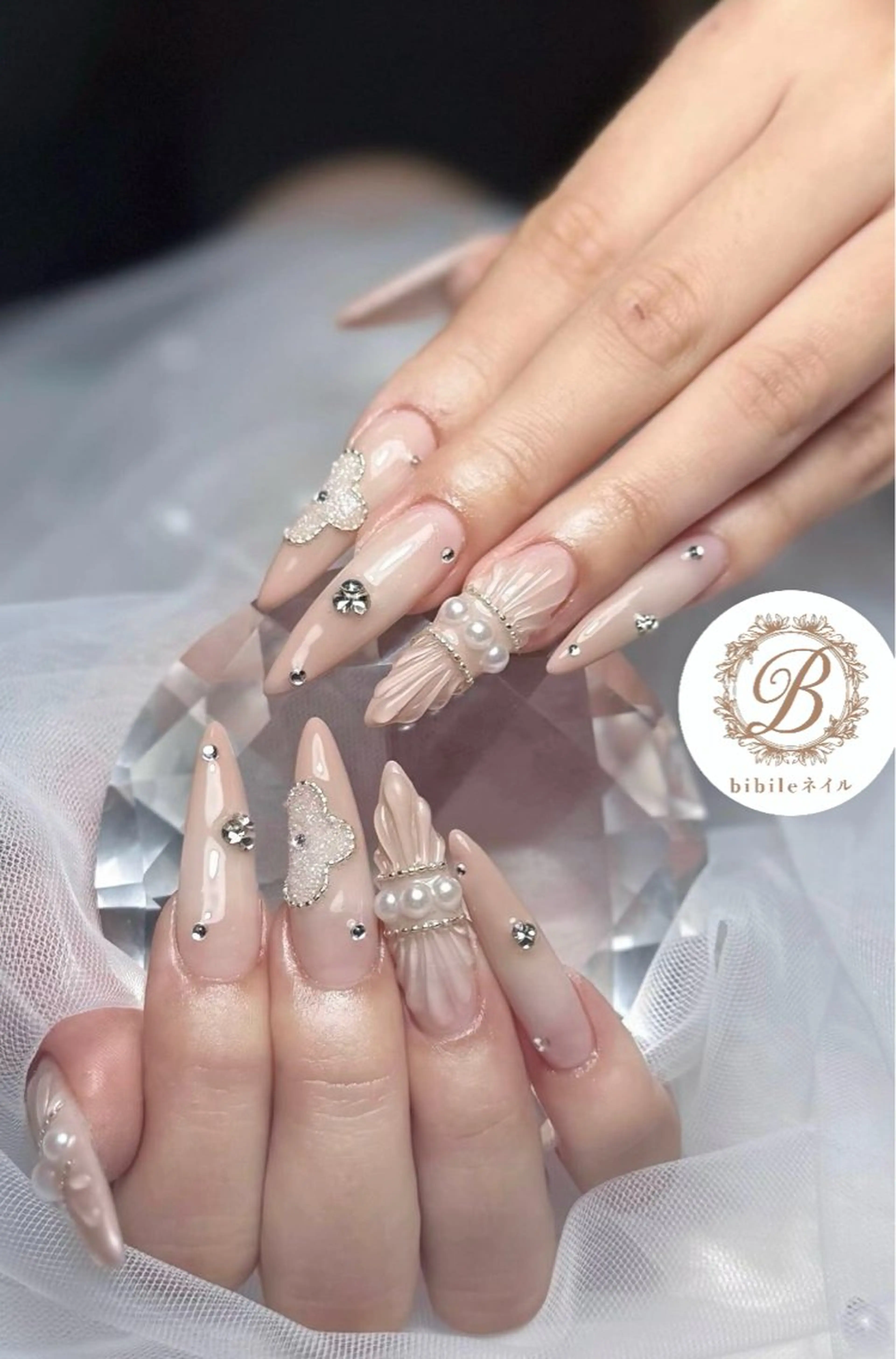 ネイル ハンドネイル 島尻 ユインのネイルデザイン