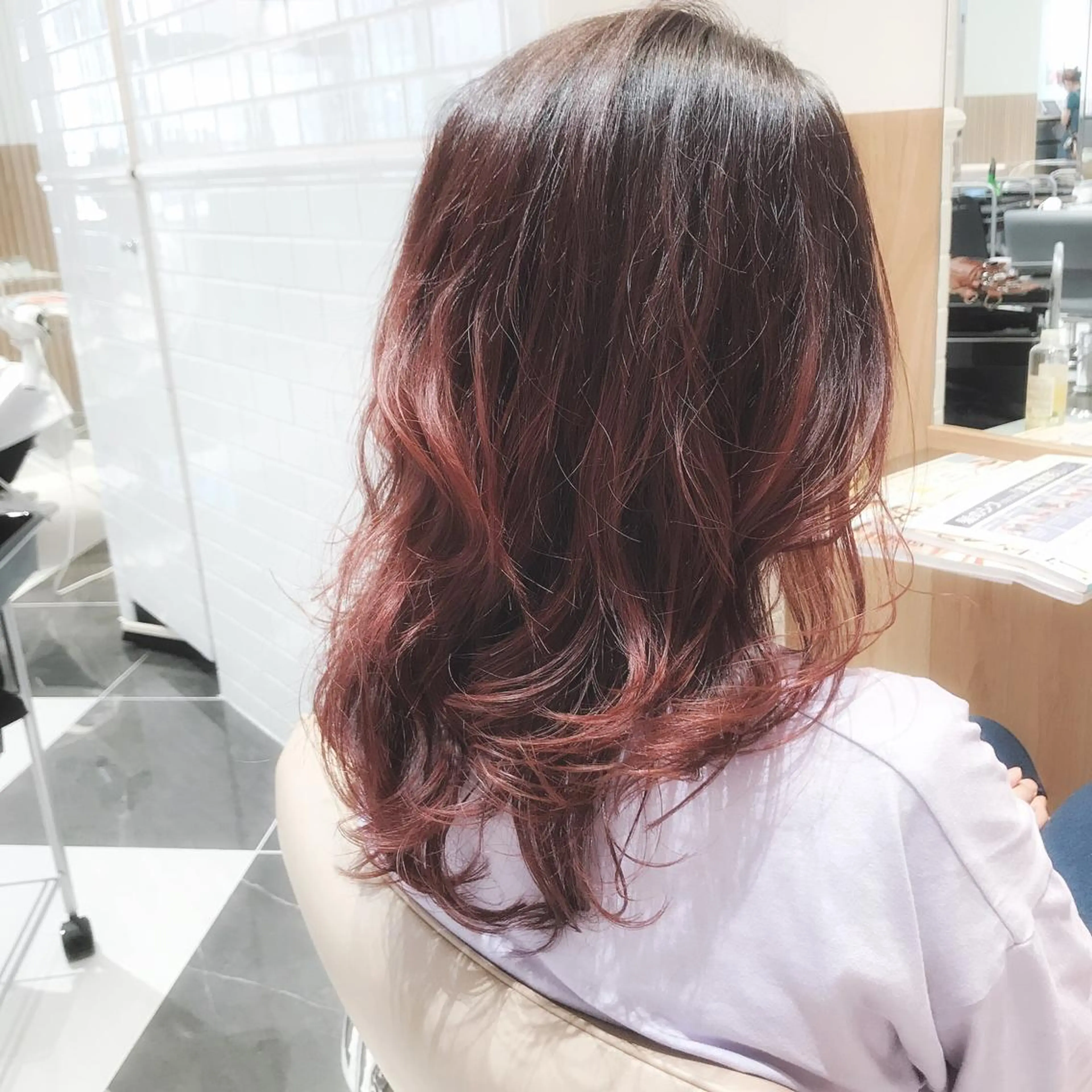 セミロング カラー アディクシーカラー イルミナカラー レッドカラー ローズカラー ボブ/ハイトーン 福生Radix 下田のヘアスタイル