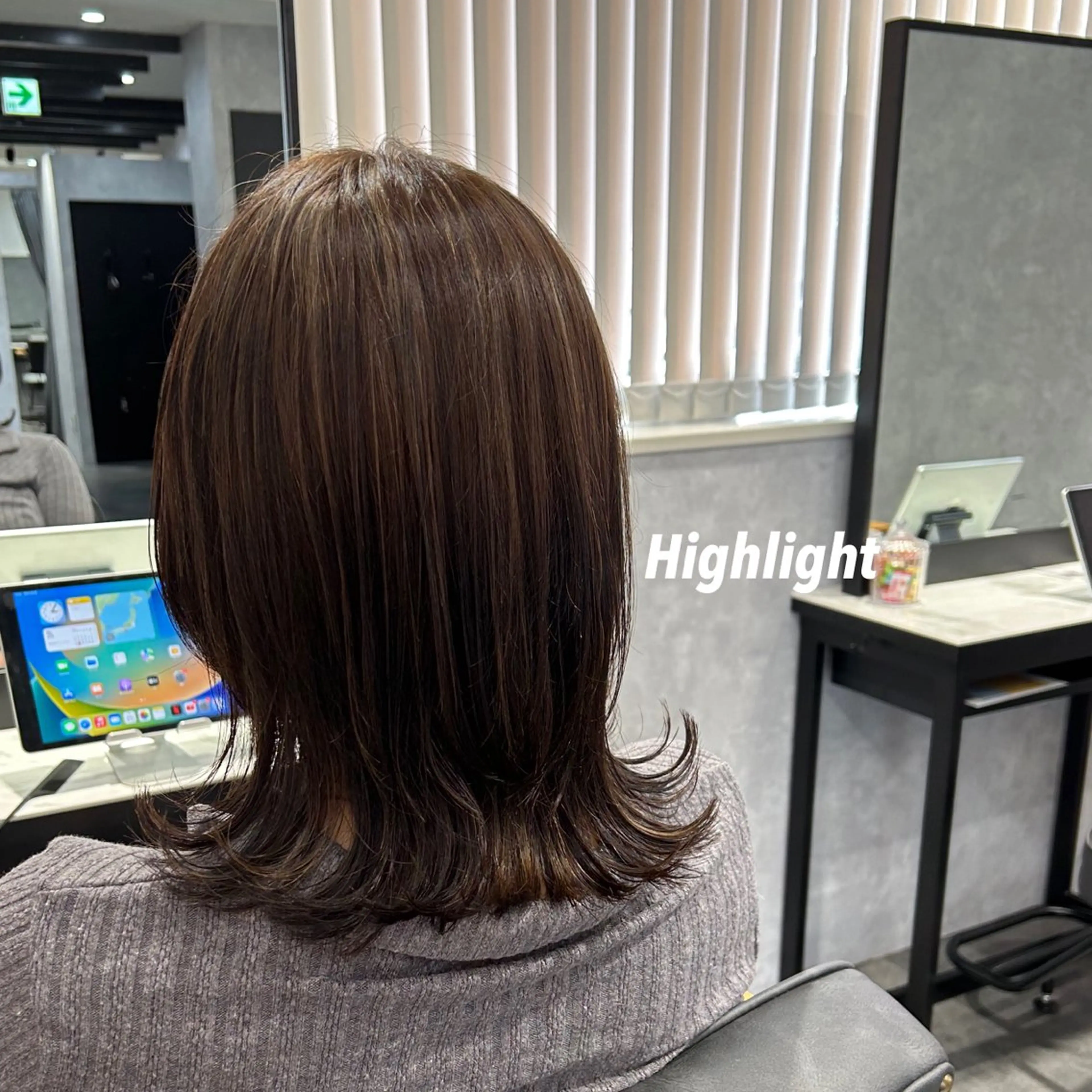 ミディアム カラー ハイライトカラー ハイライト プルエクステ/インナ ーカラー🦊はるなのヘアスタイル