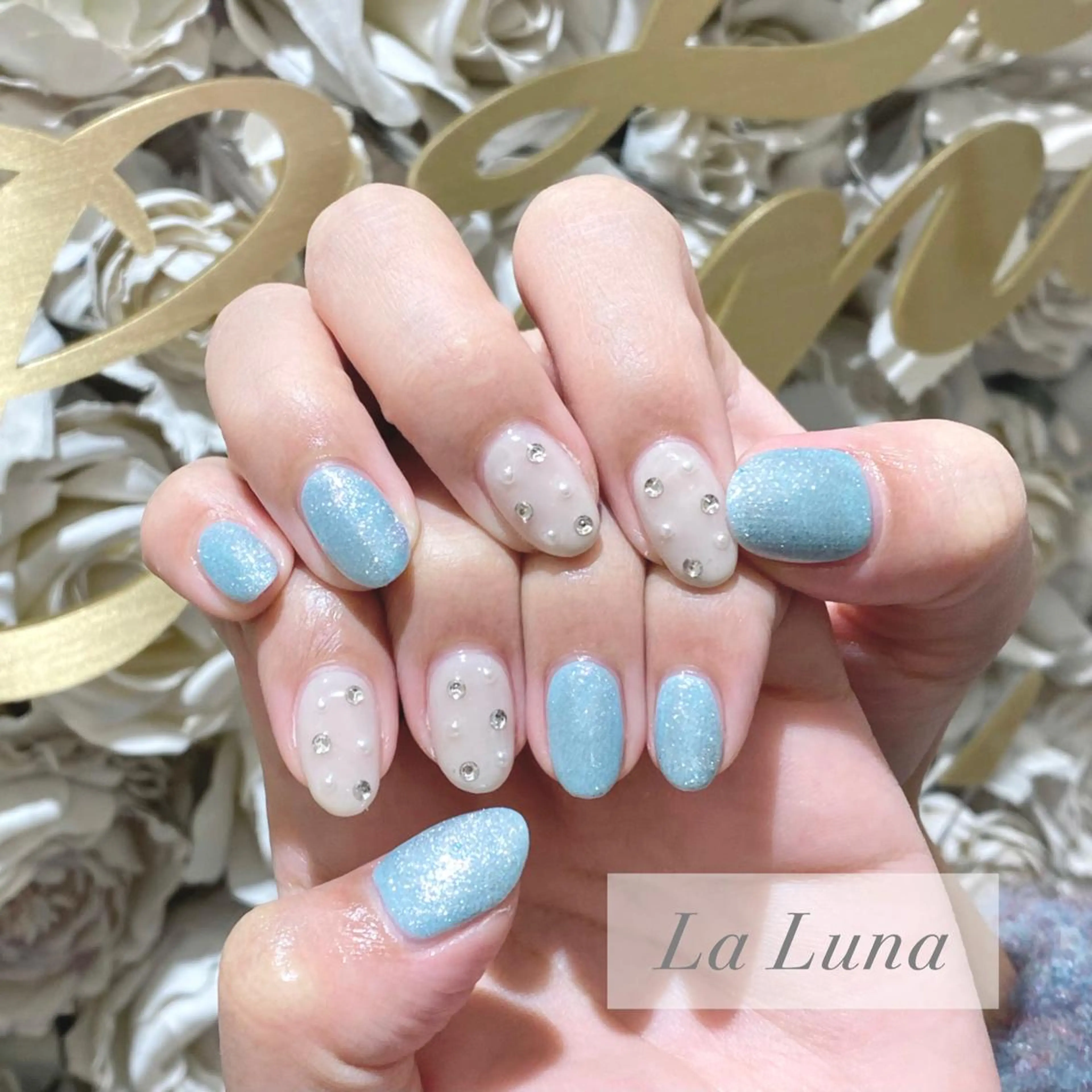 ネイル ストーンネイル ＬａＬｕｎａ🌙 Natsukiのネイルデザイン