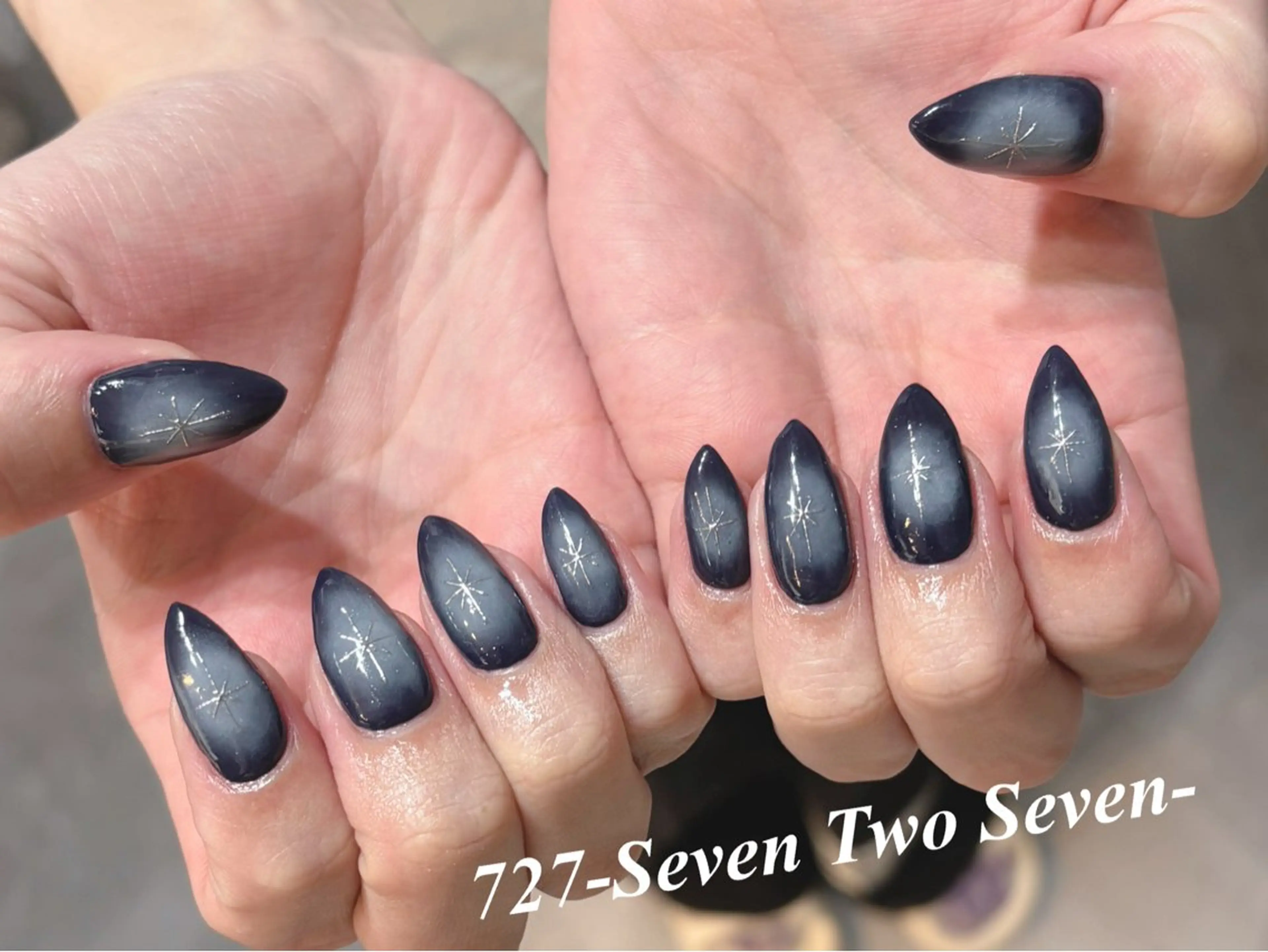 ネイル ハンドネイル 727 nailのネイルデザイン