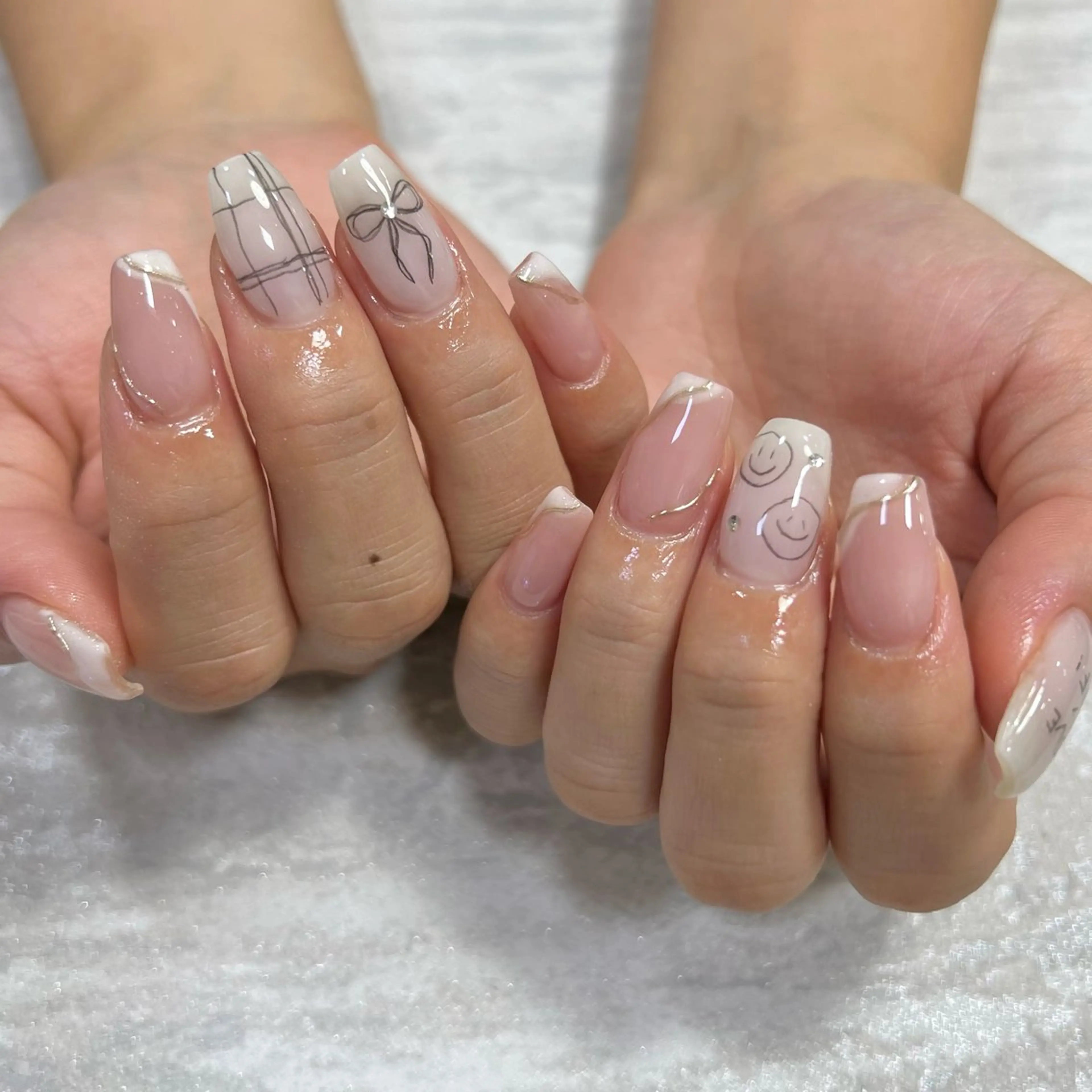 ネイル NAIL303 🛼 SHIORIのネイルデザイン
