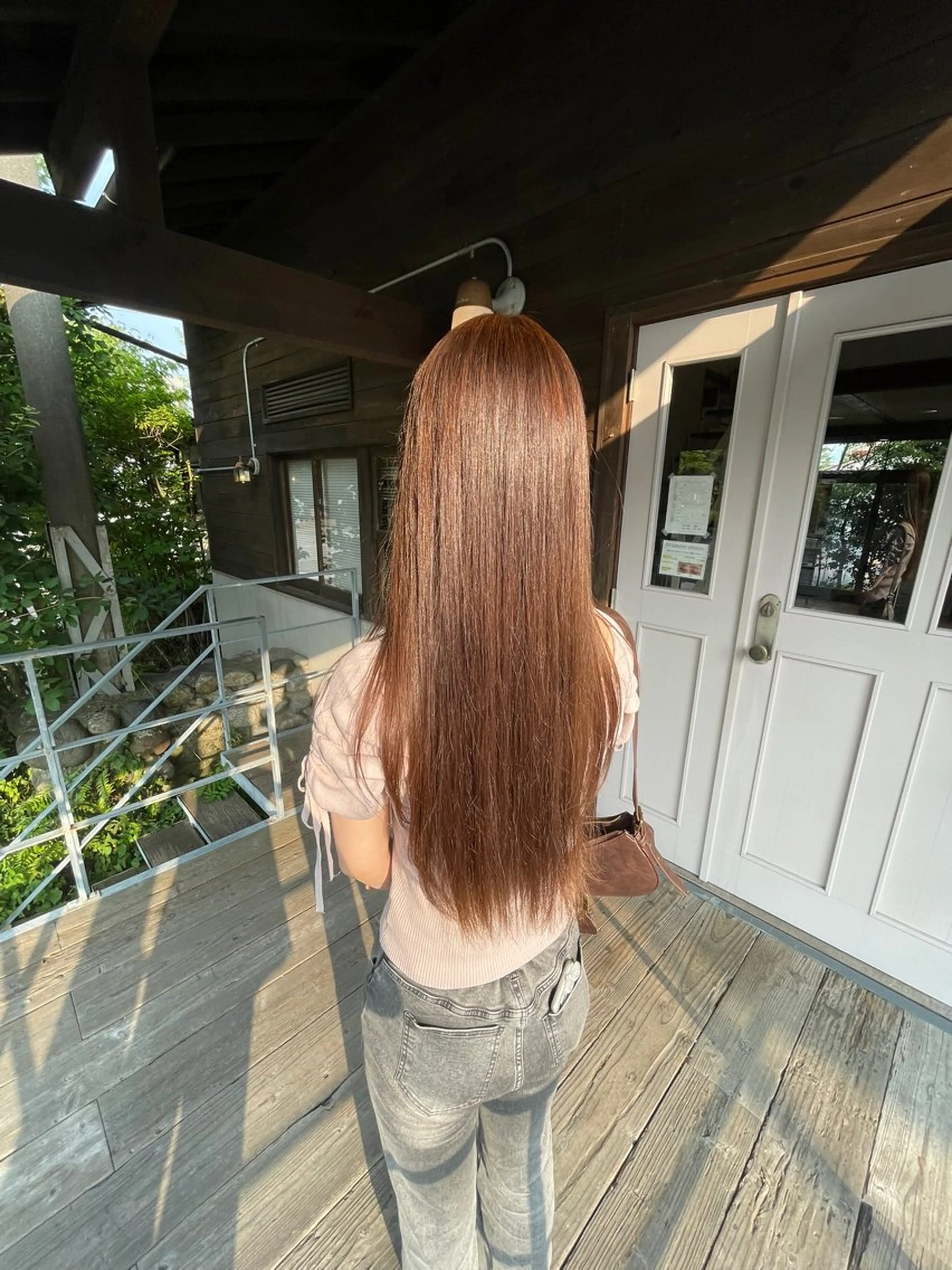 ブリーチなしワンカラー(肩下ロング料金)の写真