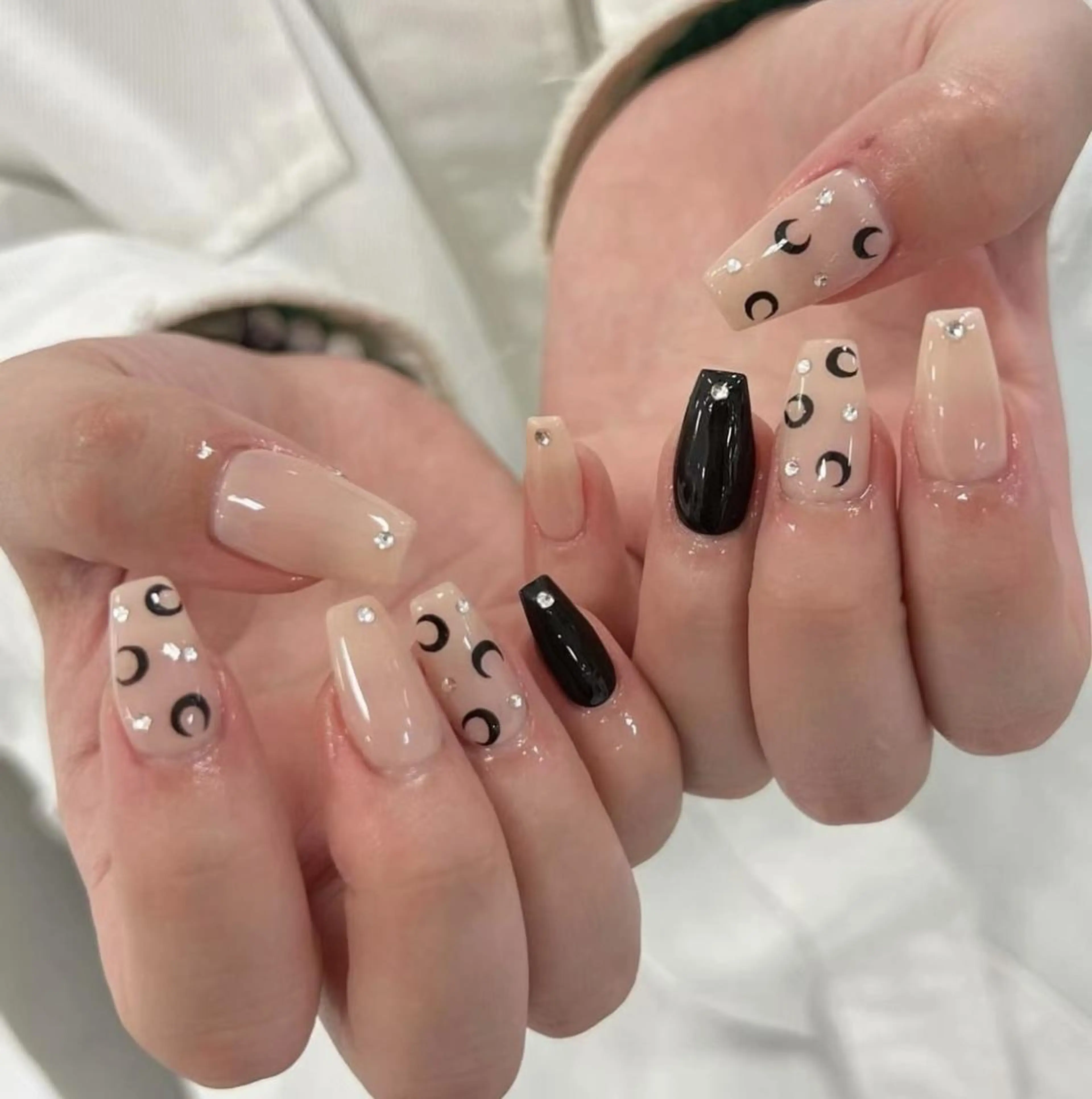 ネイル ハンドネイル 🎀 NaNa_nailのネイルデザイン