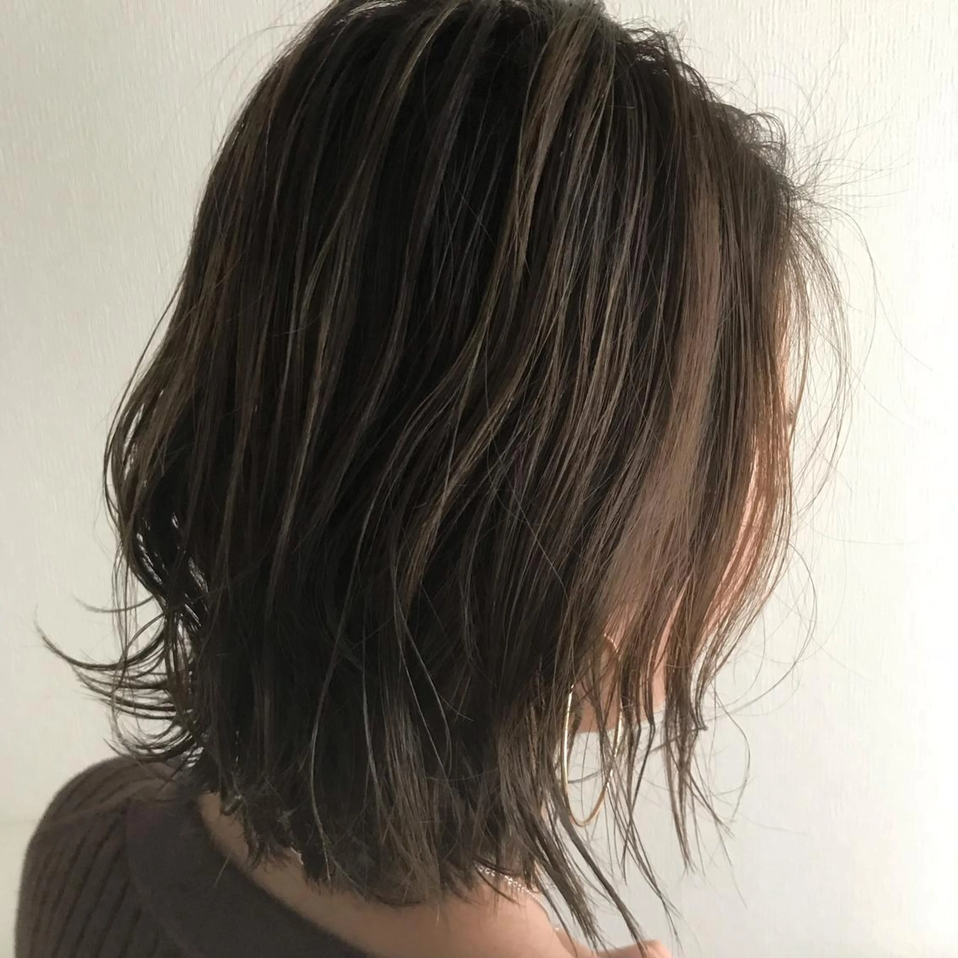 ショート カラー 井本 早紀のヘアスタイル