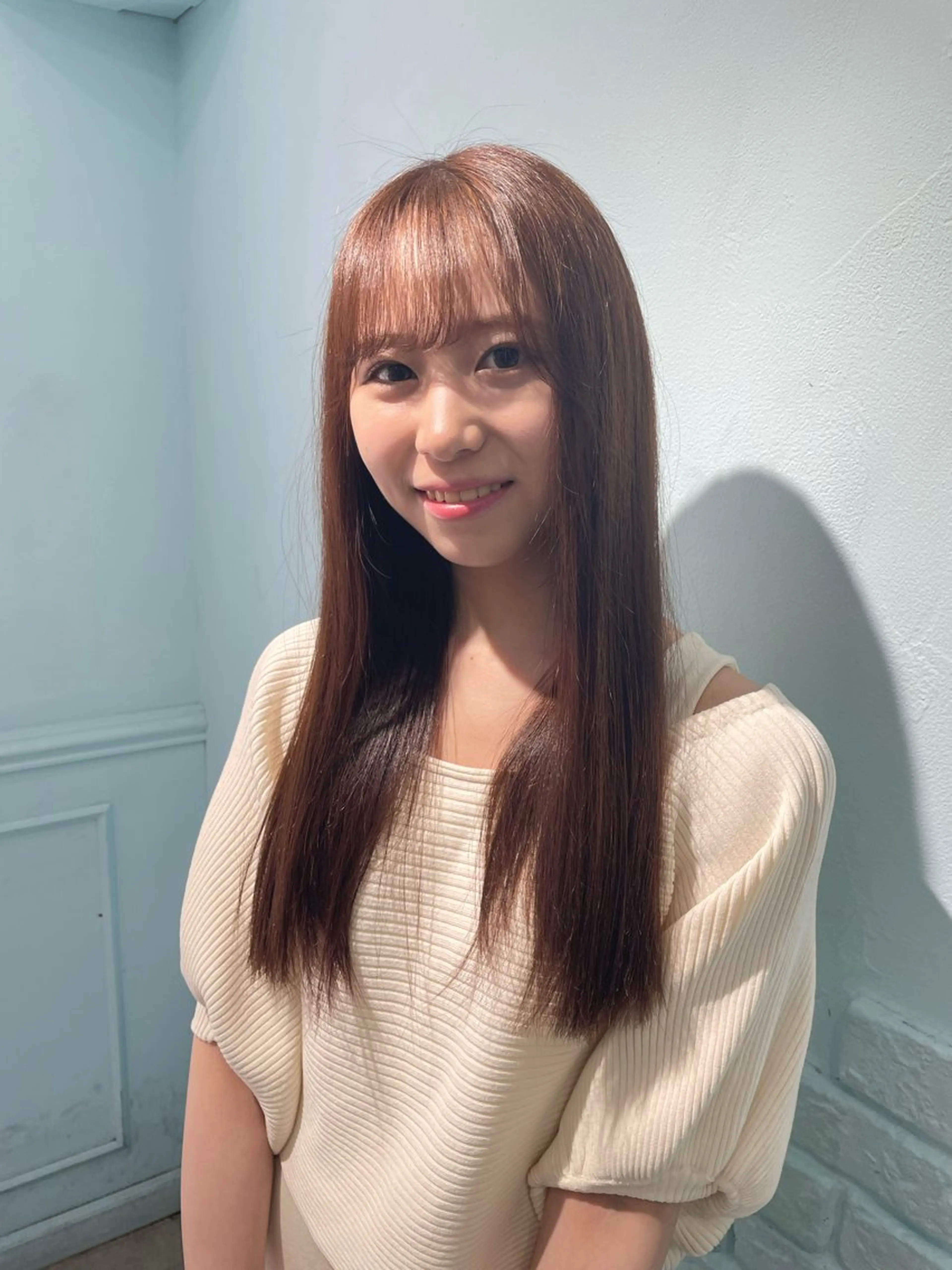 ミディアム カラー アッシュ アッシュグレー ベージュカラー ブリーチ ブロンド カット ヘアカラー トリートメント ヘアセット 【美髪ハイトーン】 髪質改善/大和🎀のヘアスタイル