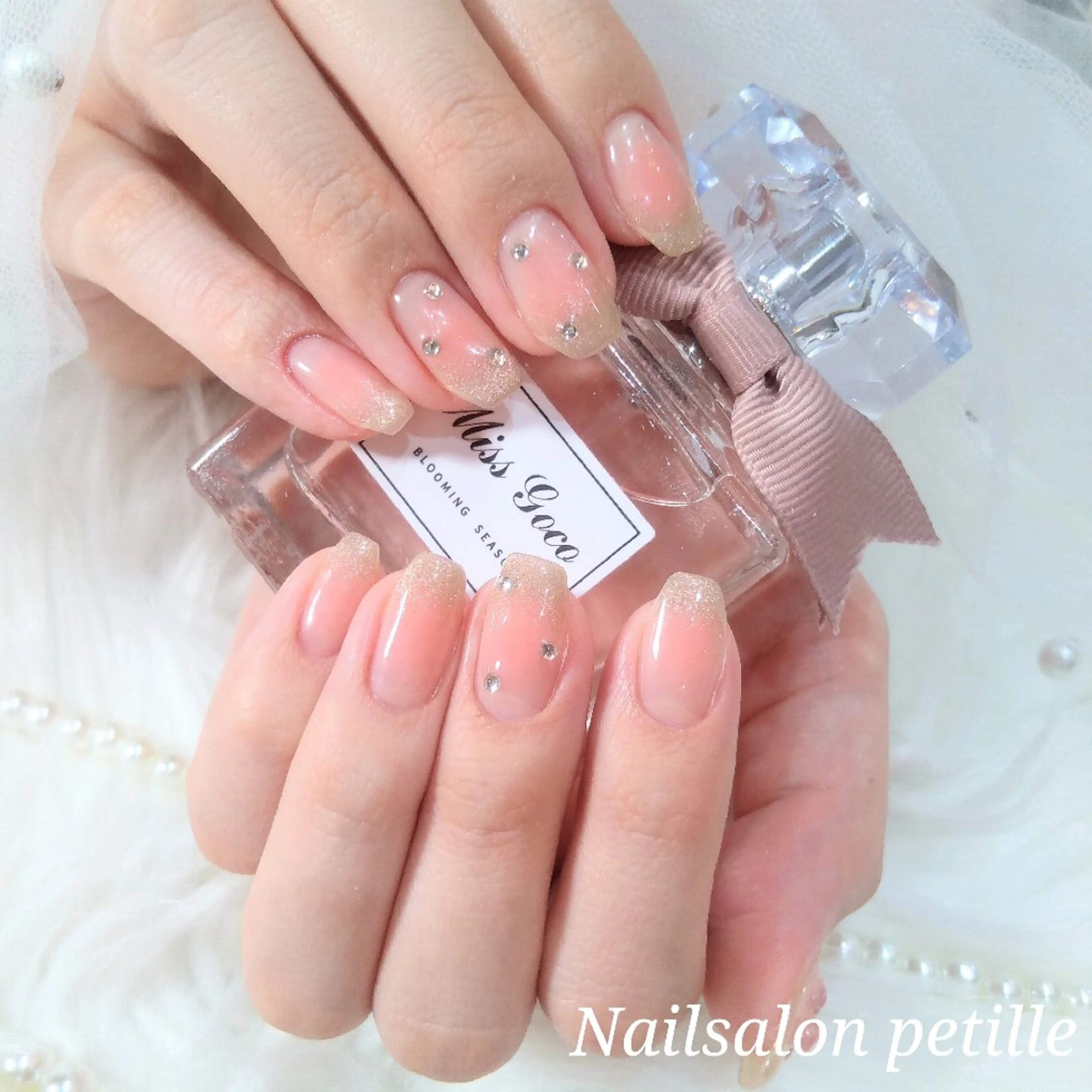 【ジェル】オフあり🌟チークマグネットネイルの写真