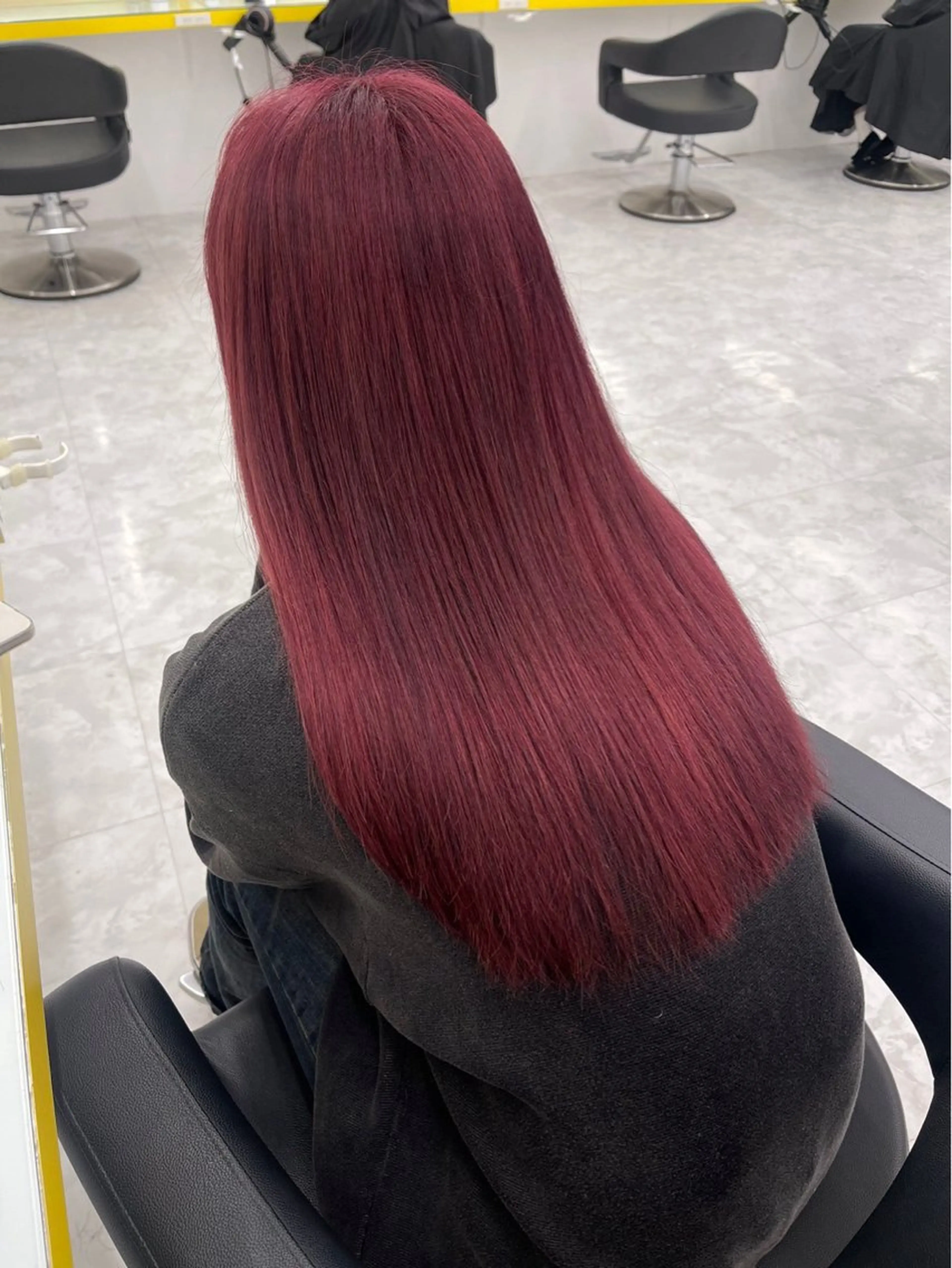ロング カラー まろっと艶感ブラウン ベージュ🤍まなかのヘアスタイル