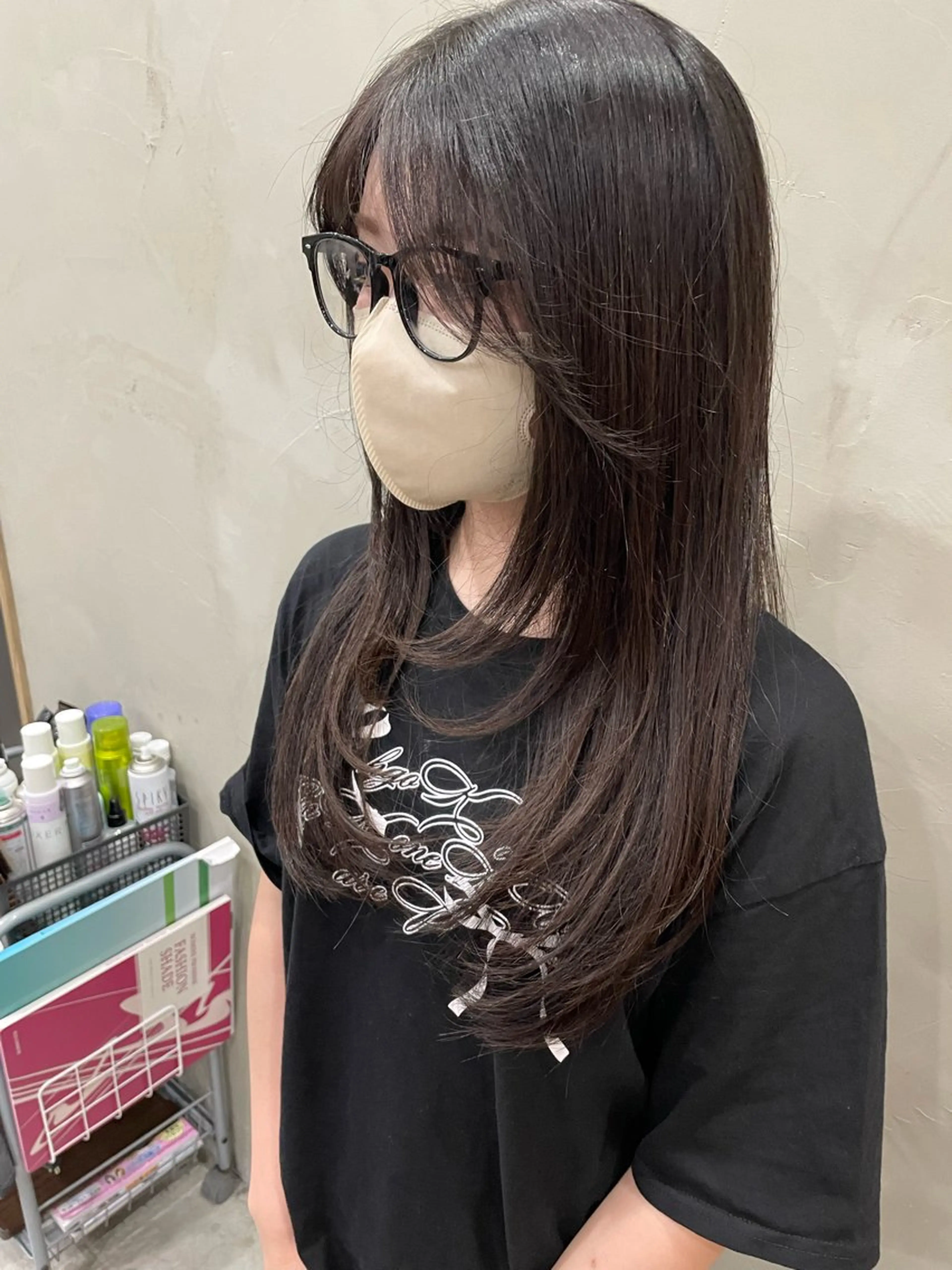 ロング ロングレイヤー レイヤーカット ロング la fith hinaのヘアスタイル