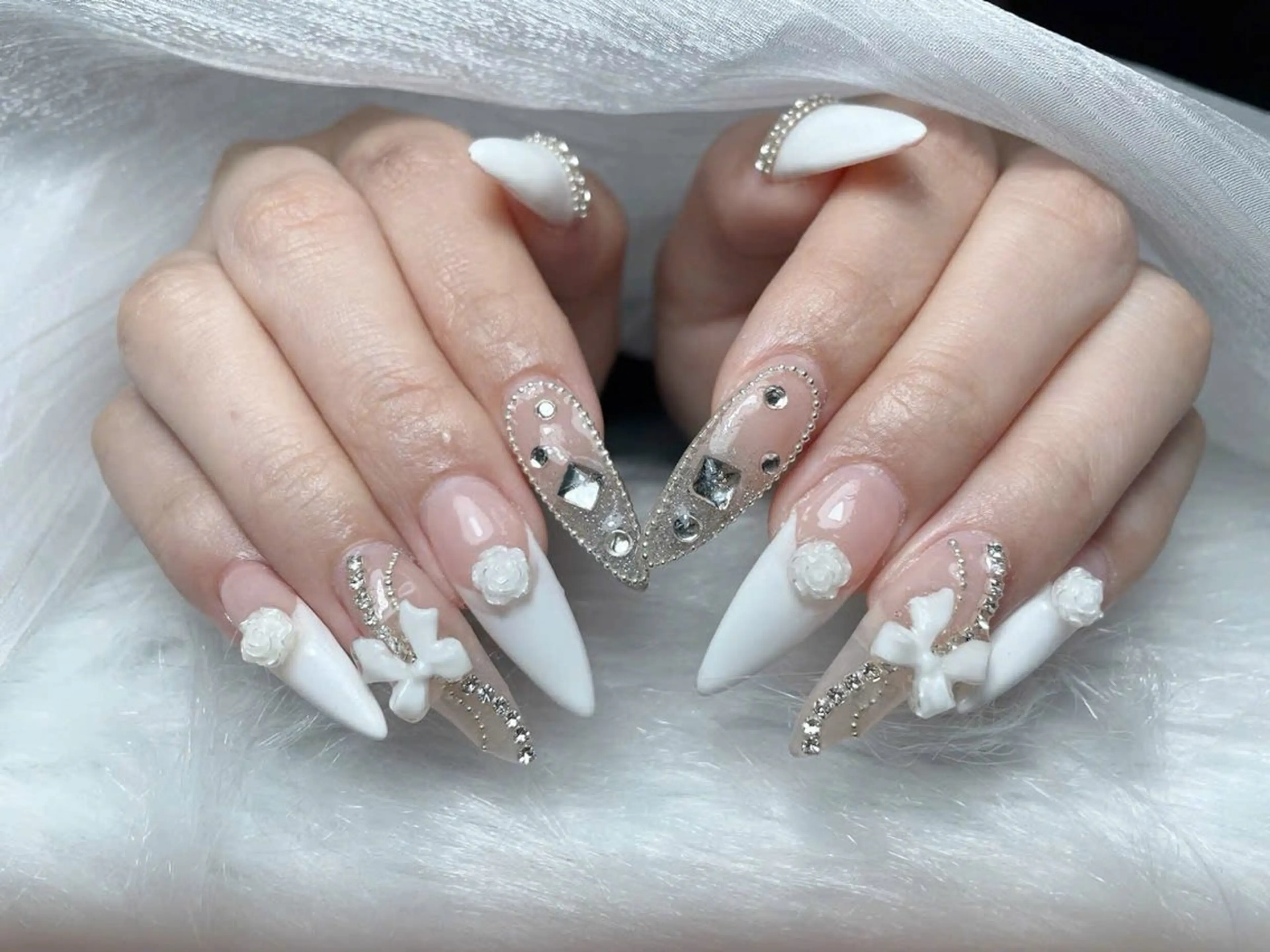 ネイル キラキラネイル ストーンネイル Michan Nailのネイルデザイン