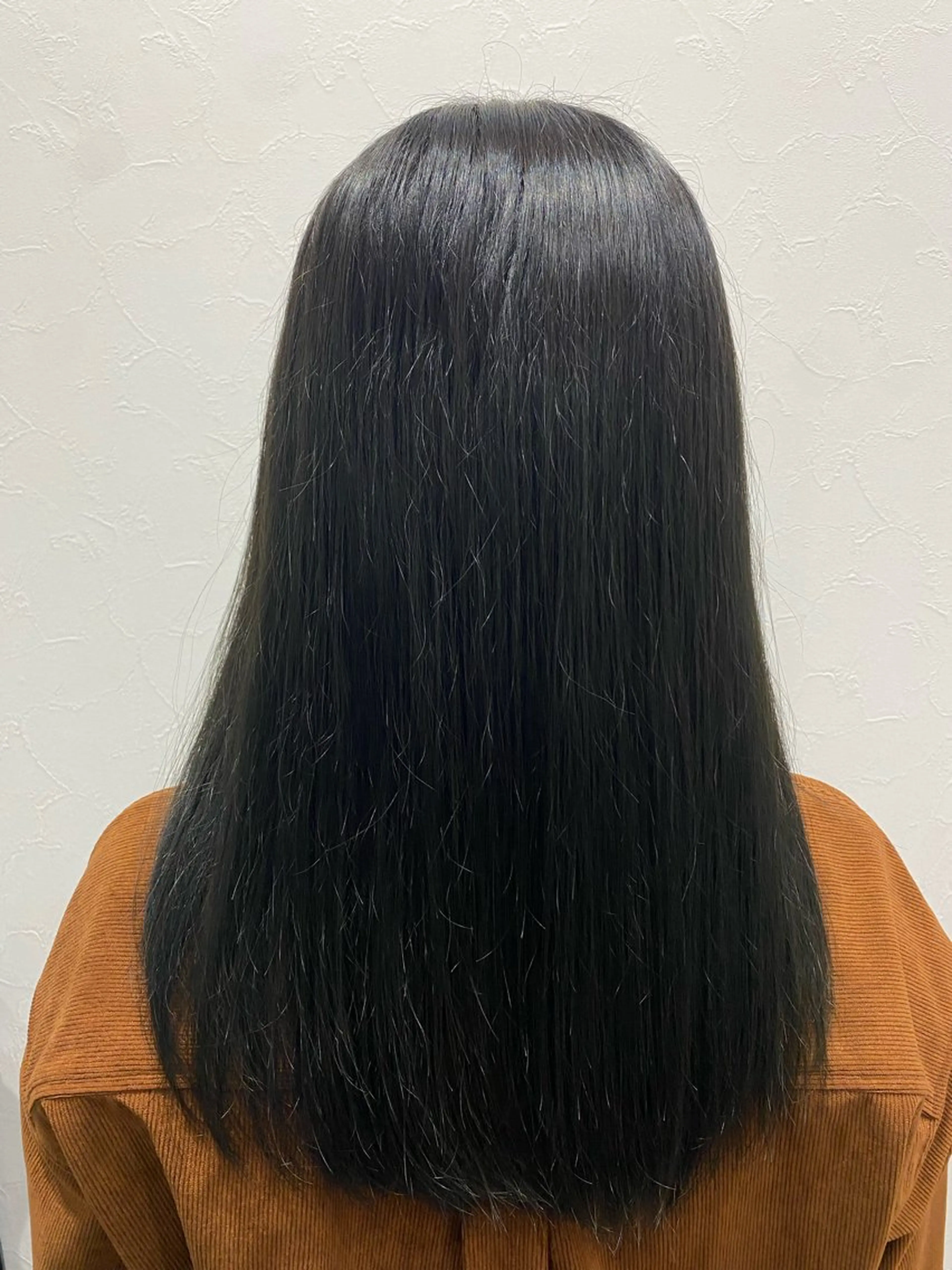 ロング カラー ヘアカラー 山田 太一のヘアスタイル