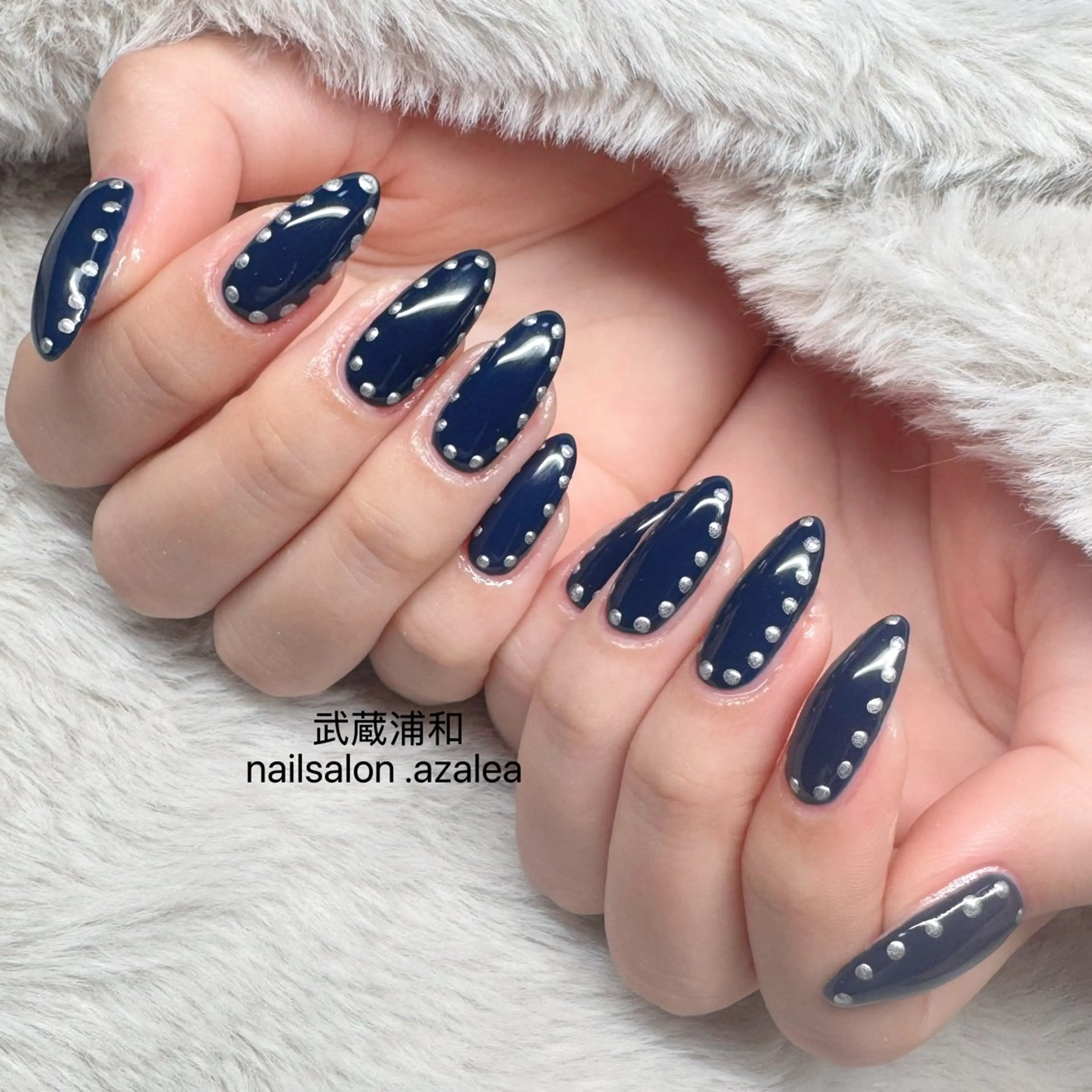 ネイル ハンドネイル R inのネイルデザイン