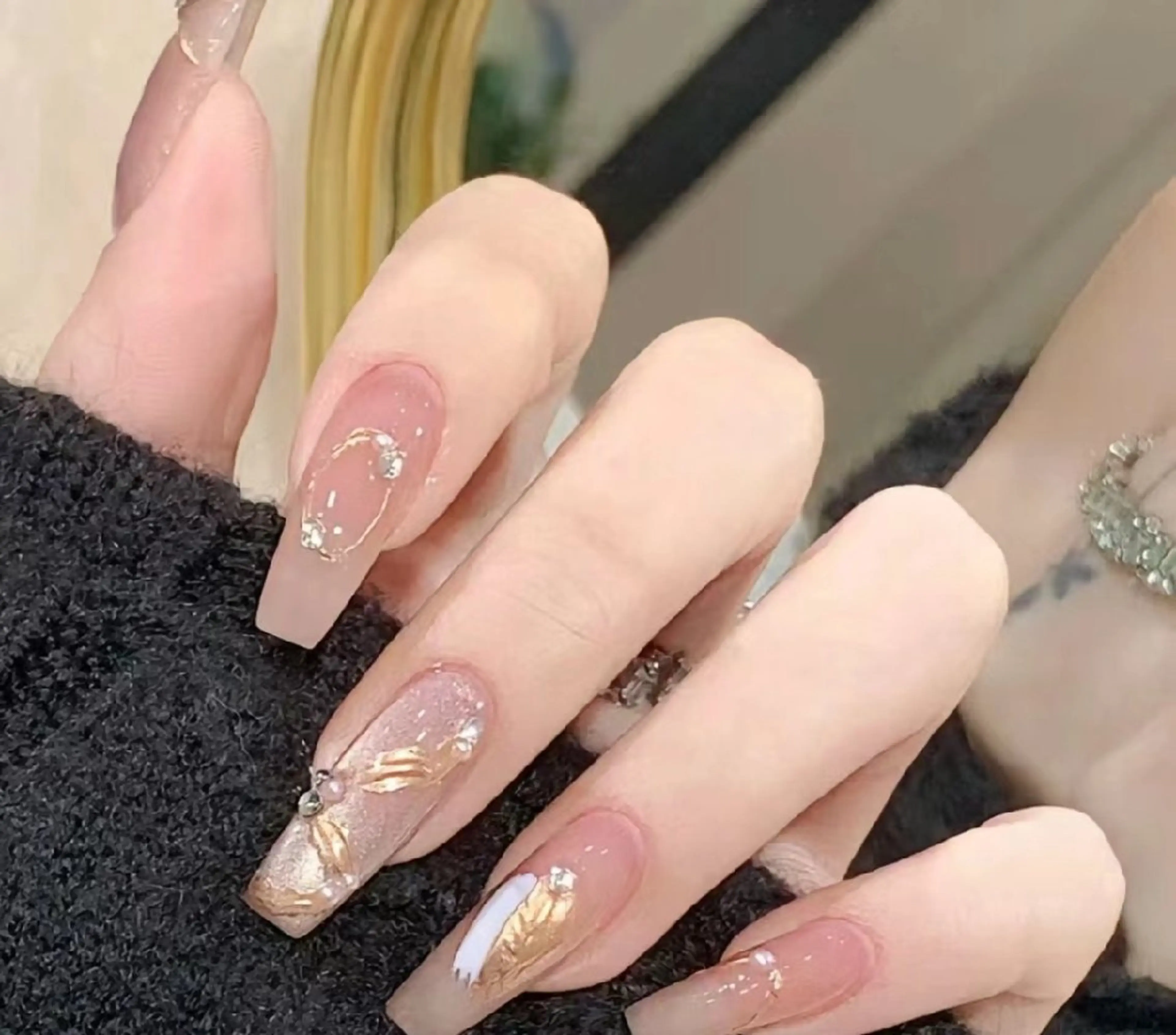 ネイル Theone栄店 松田のネイルデザイン