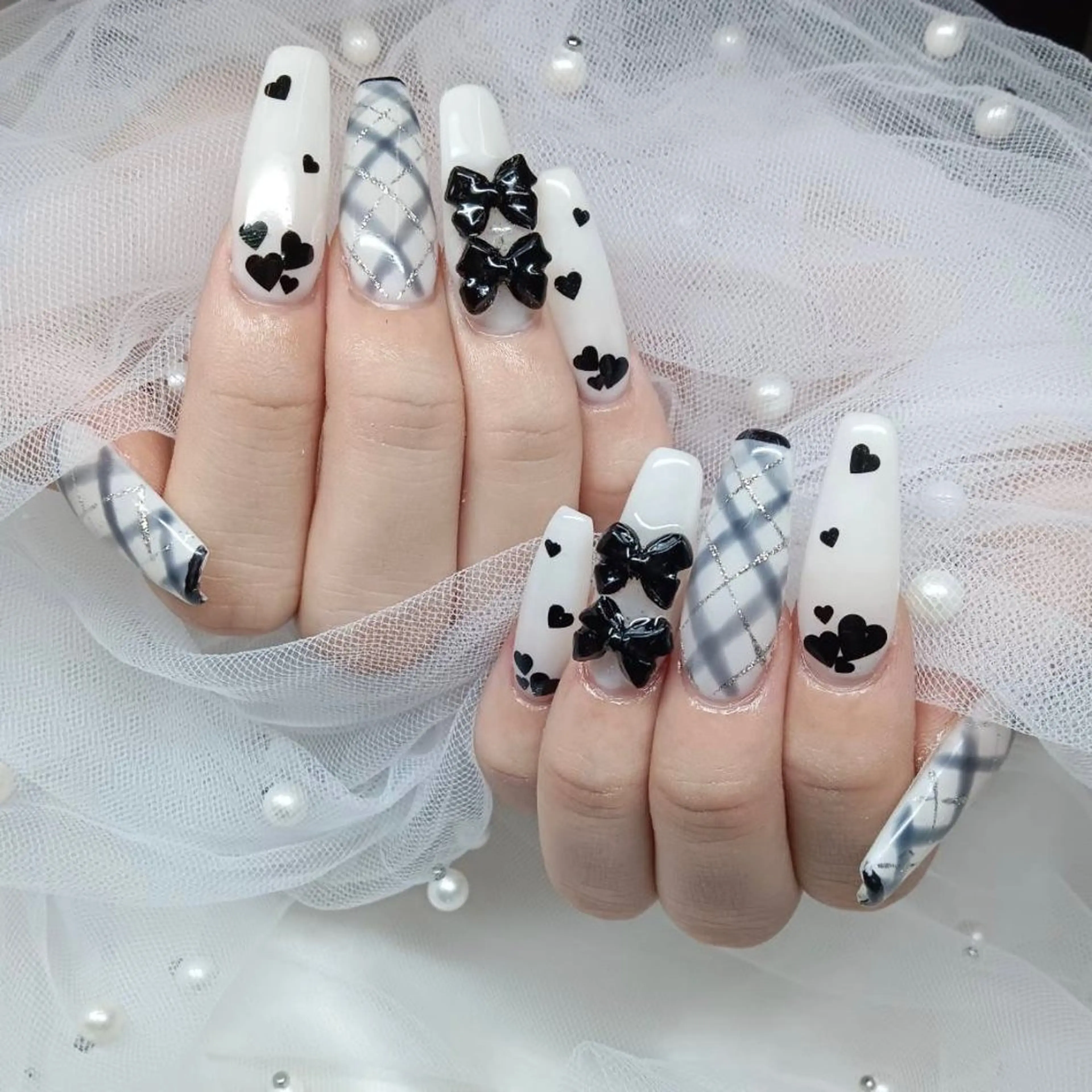 ネイル ハンドネイル 金井 奈々のネイルデザイン