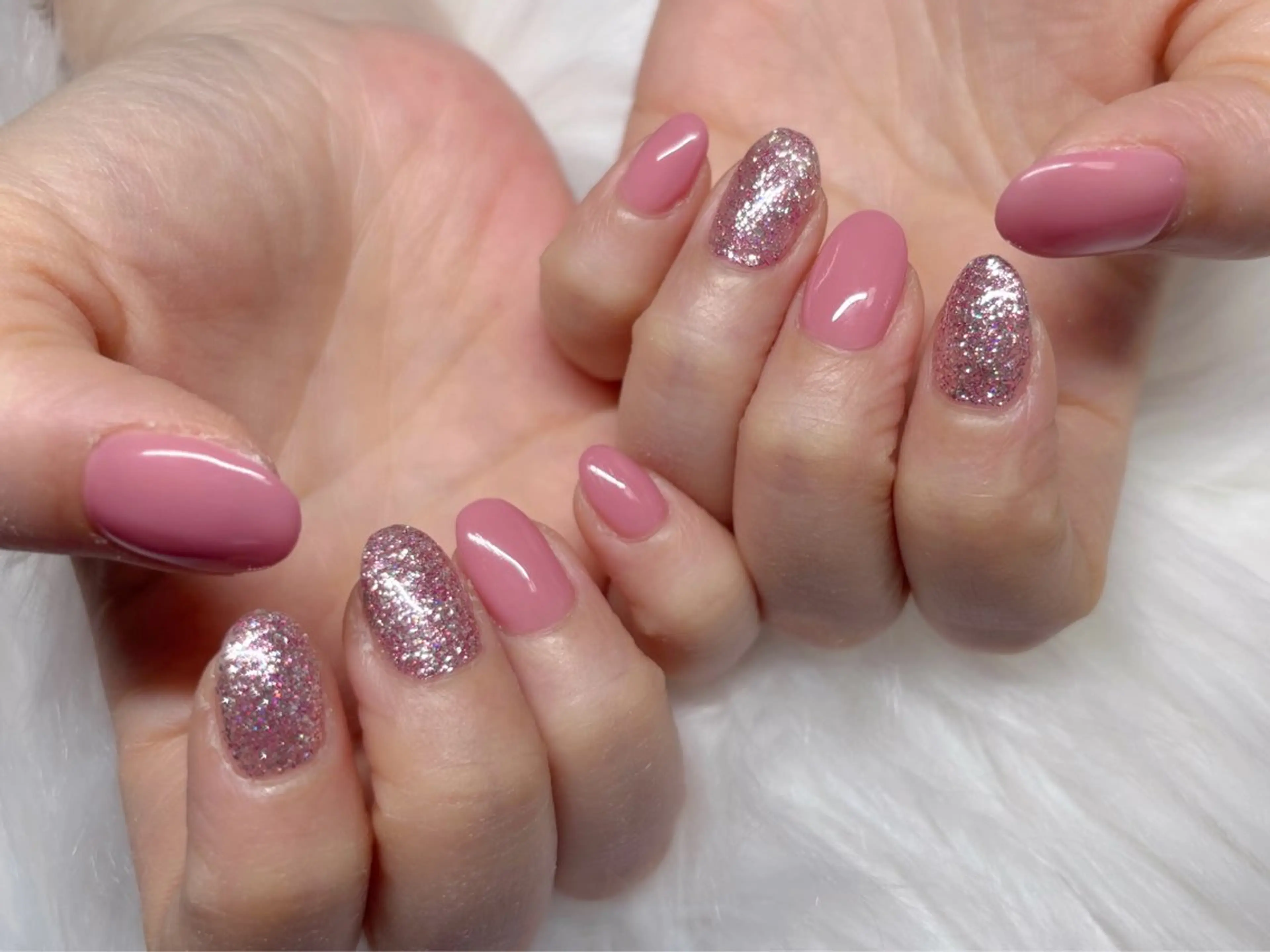 ネイル 黒瀬 奈津季のネイルデザイン