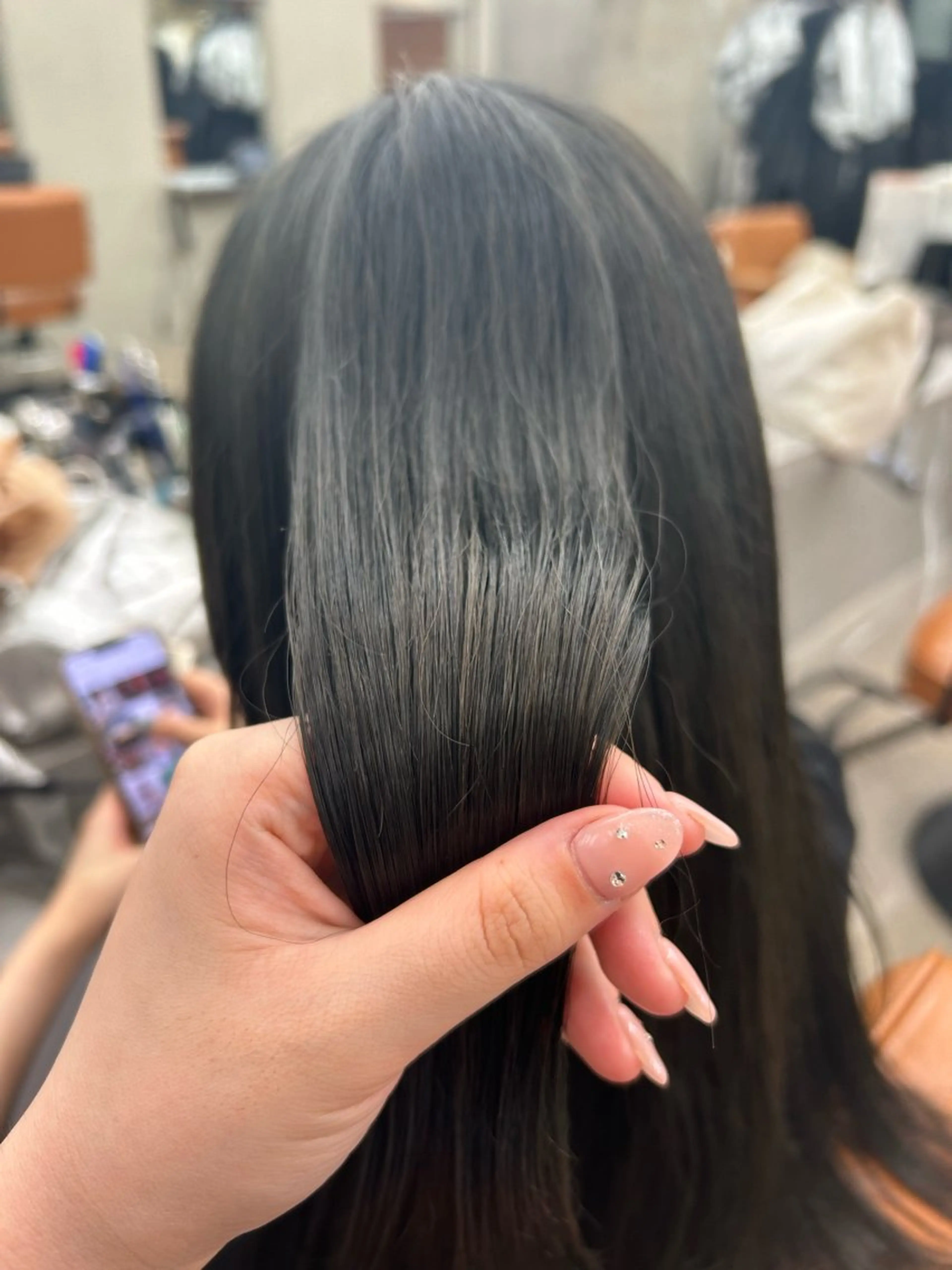 ミディアム カラー ヘアカラー オリーブ/ 透明感カラー/れいあのヘアスタイル