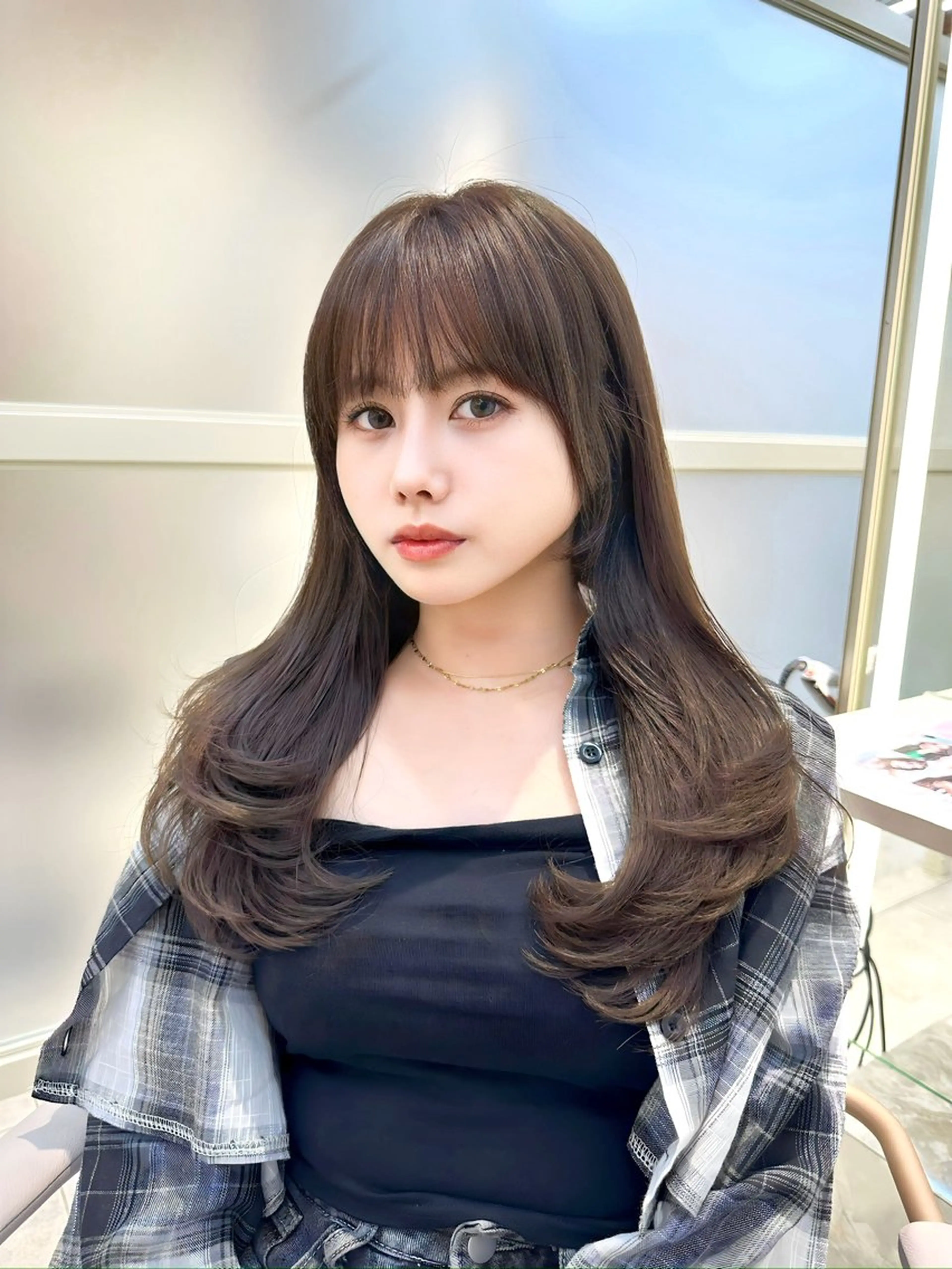 ミディアム カラー レイヤーカット カット ヘアカラー トリートメント 顔周り特化/韓国ヘア /レイヤー/吉野幸大のヘアスタイル