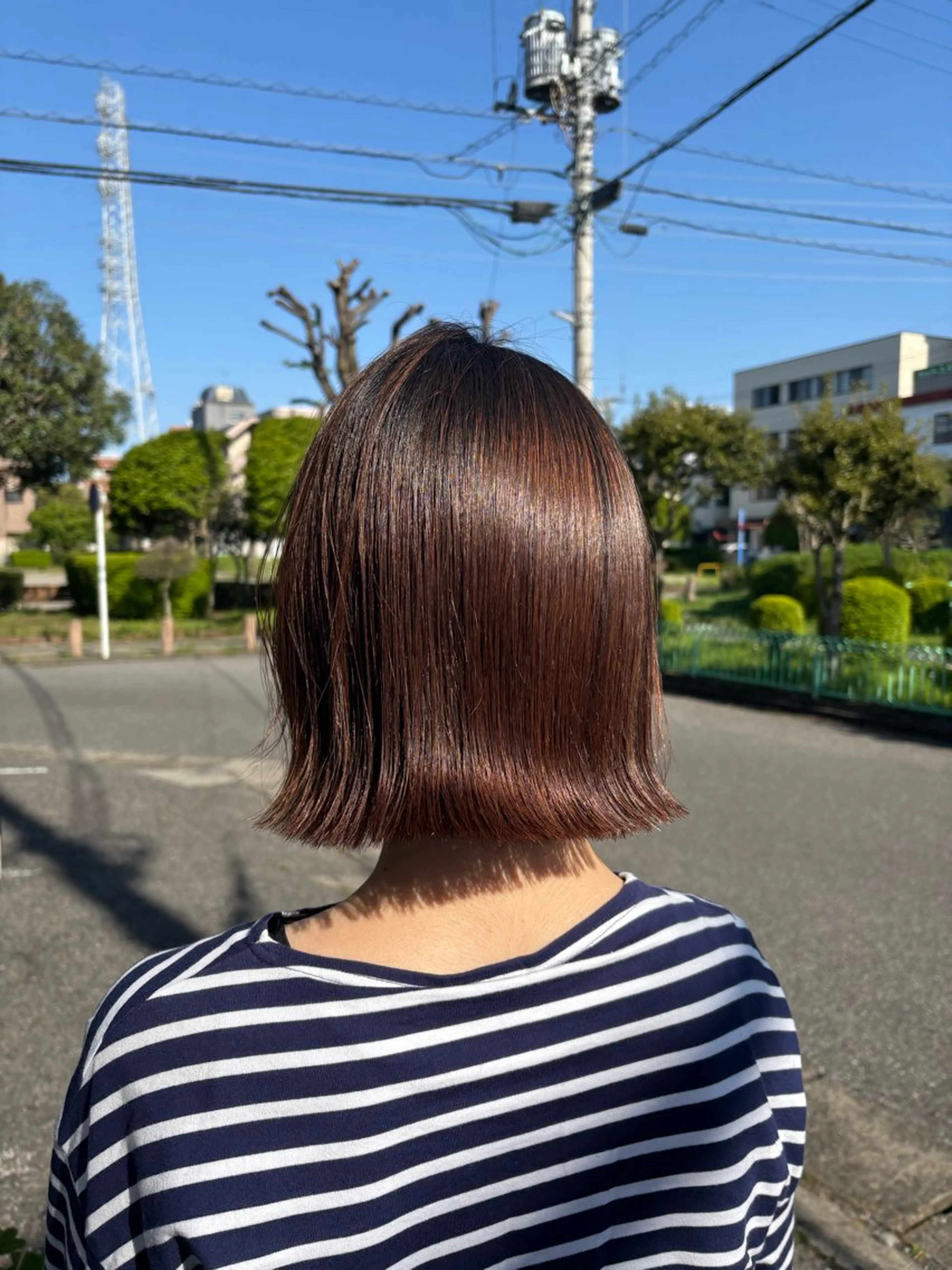 ミディアム カット 三國 栞音のヘアスタイル