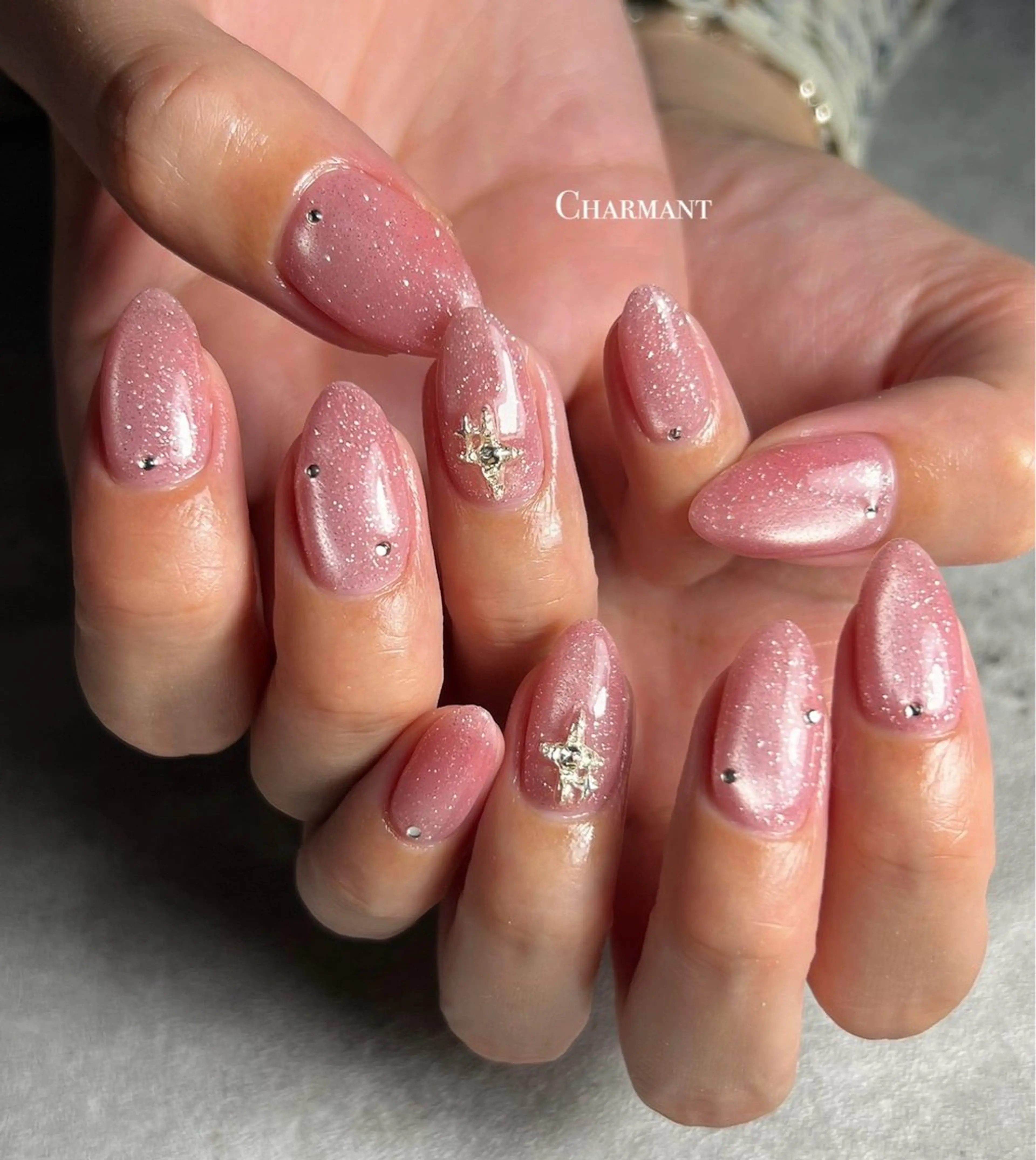 ネイル ハンドネイル Minako 【Charmant】のネイルデザイン