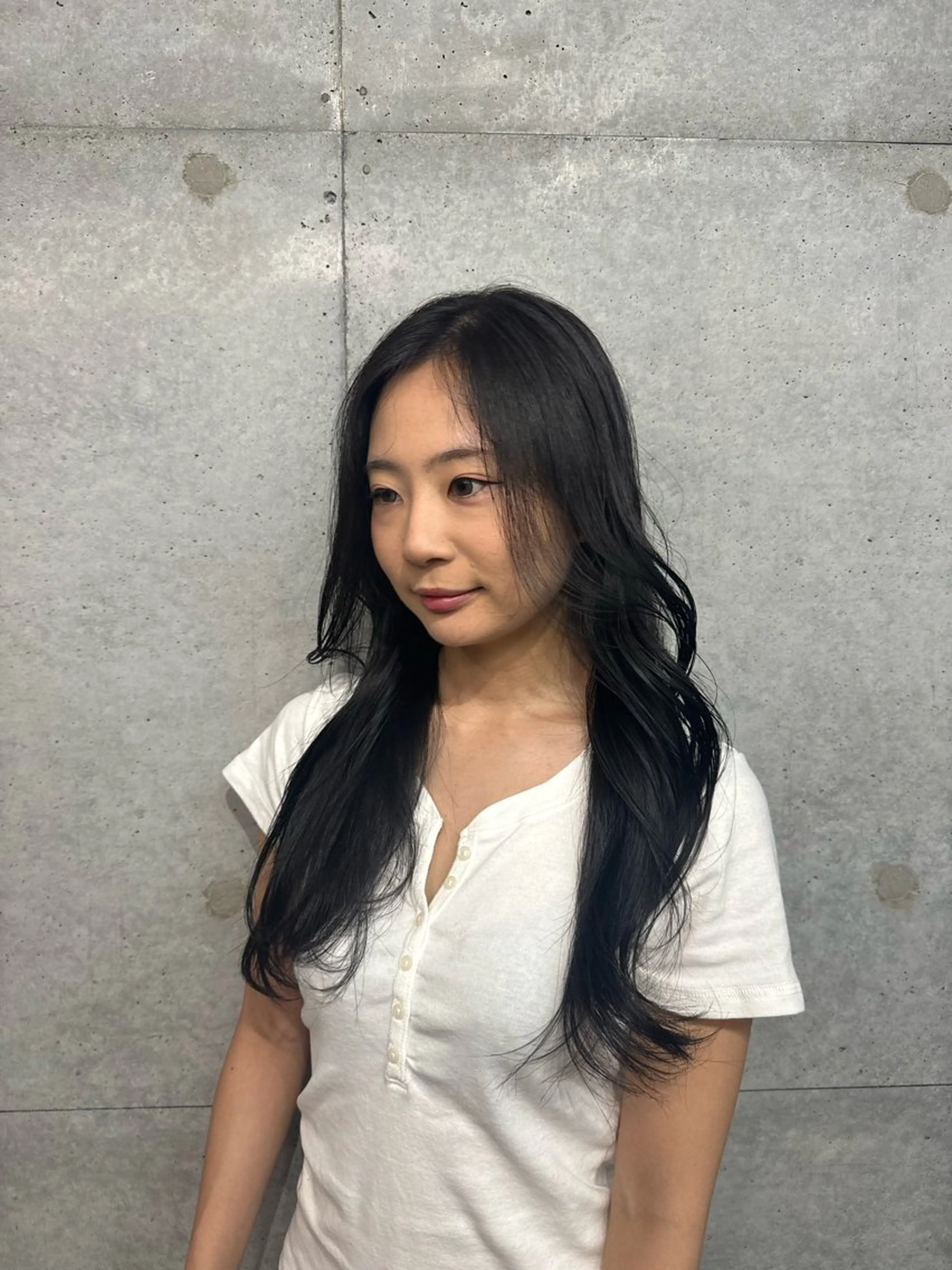 カラー 艶髪/ハイトーン モカのヘアスタイル