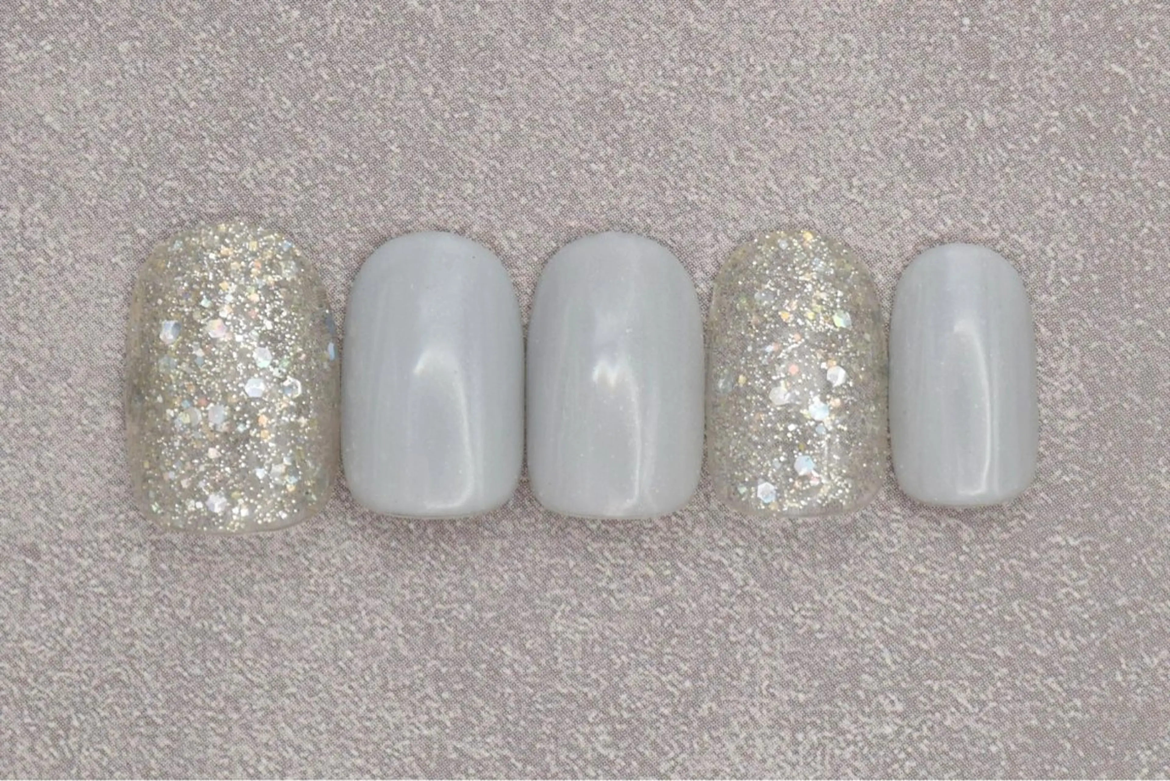 ネイル ラメ(グリッター) 🎀ayaka 🎀 prishのネイルデザイン