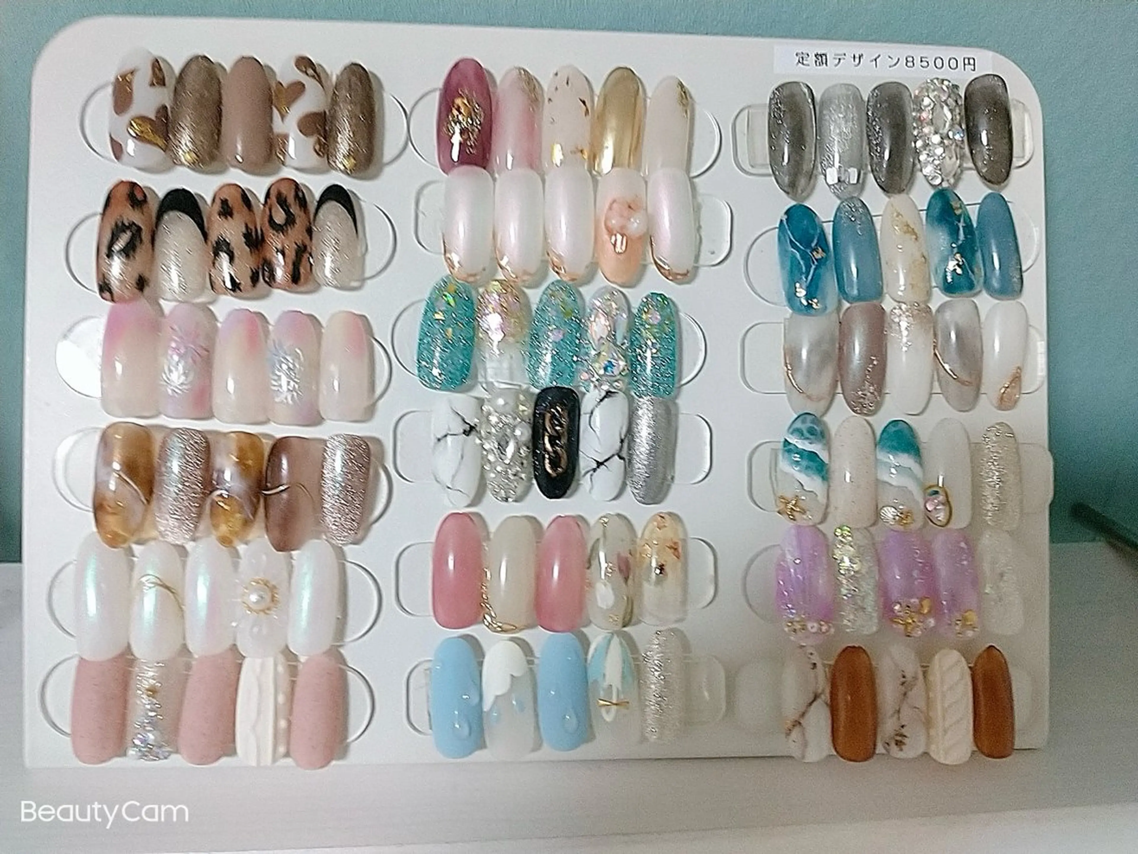 ネイル SYR所属・SYR nail salonのネイルデザイン